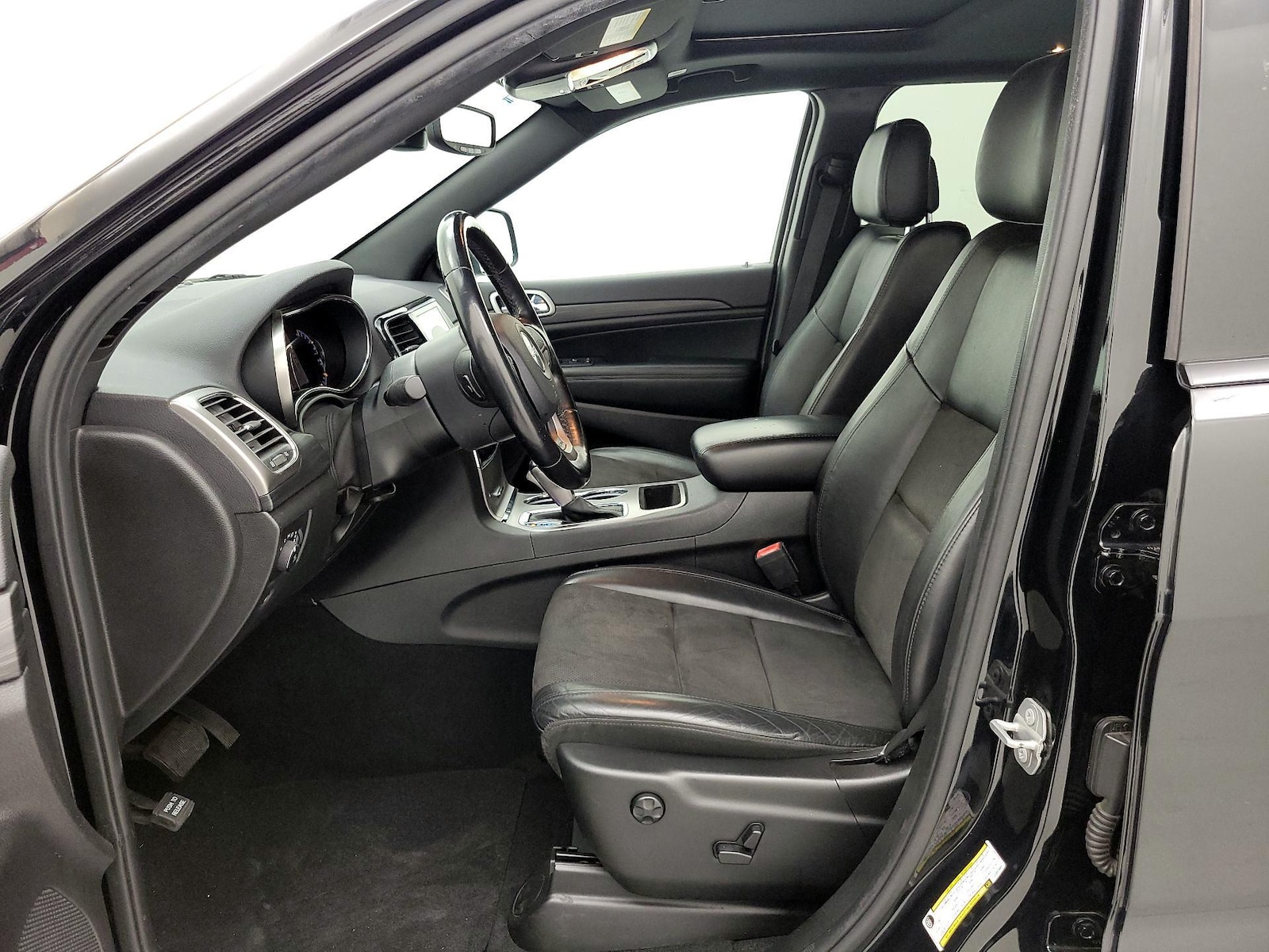 2020 Jeep Grand Cherokee Altitude - Photo 12