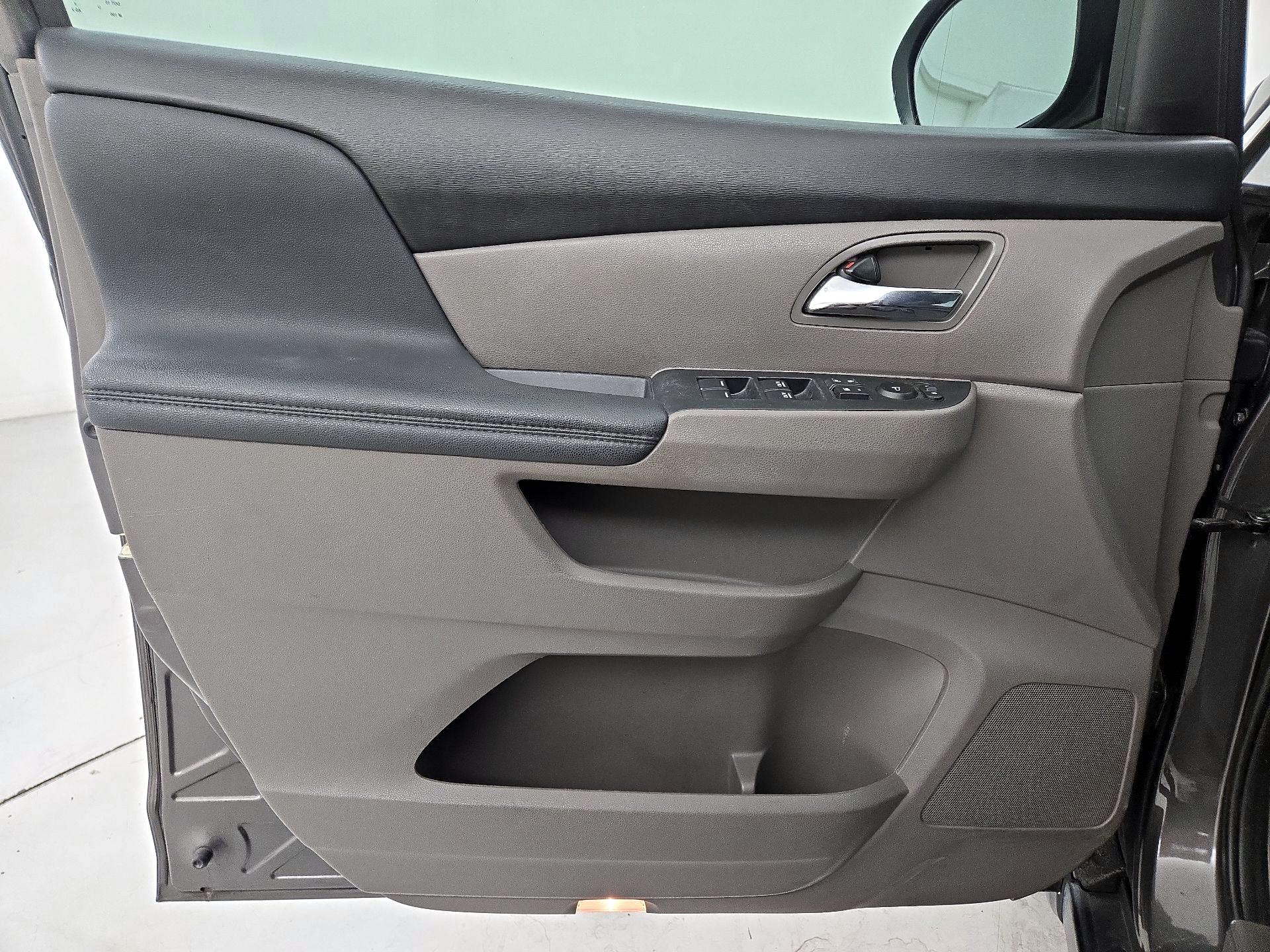 Thumbnail: 2016 Honda Odyssey - 12