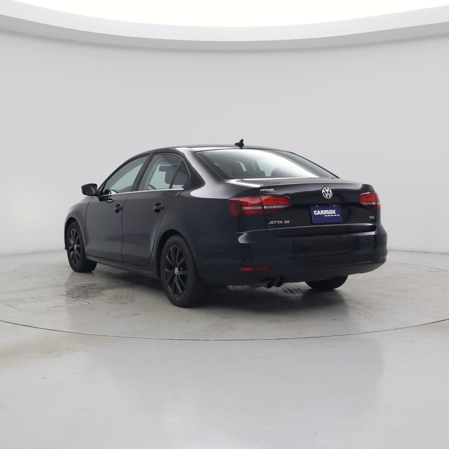 Thumbnail: 2017 Volkswagen Jetta - 2