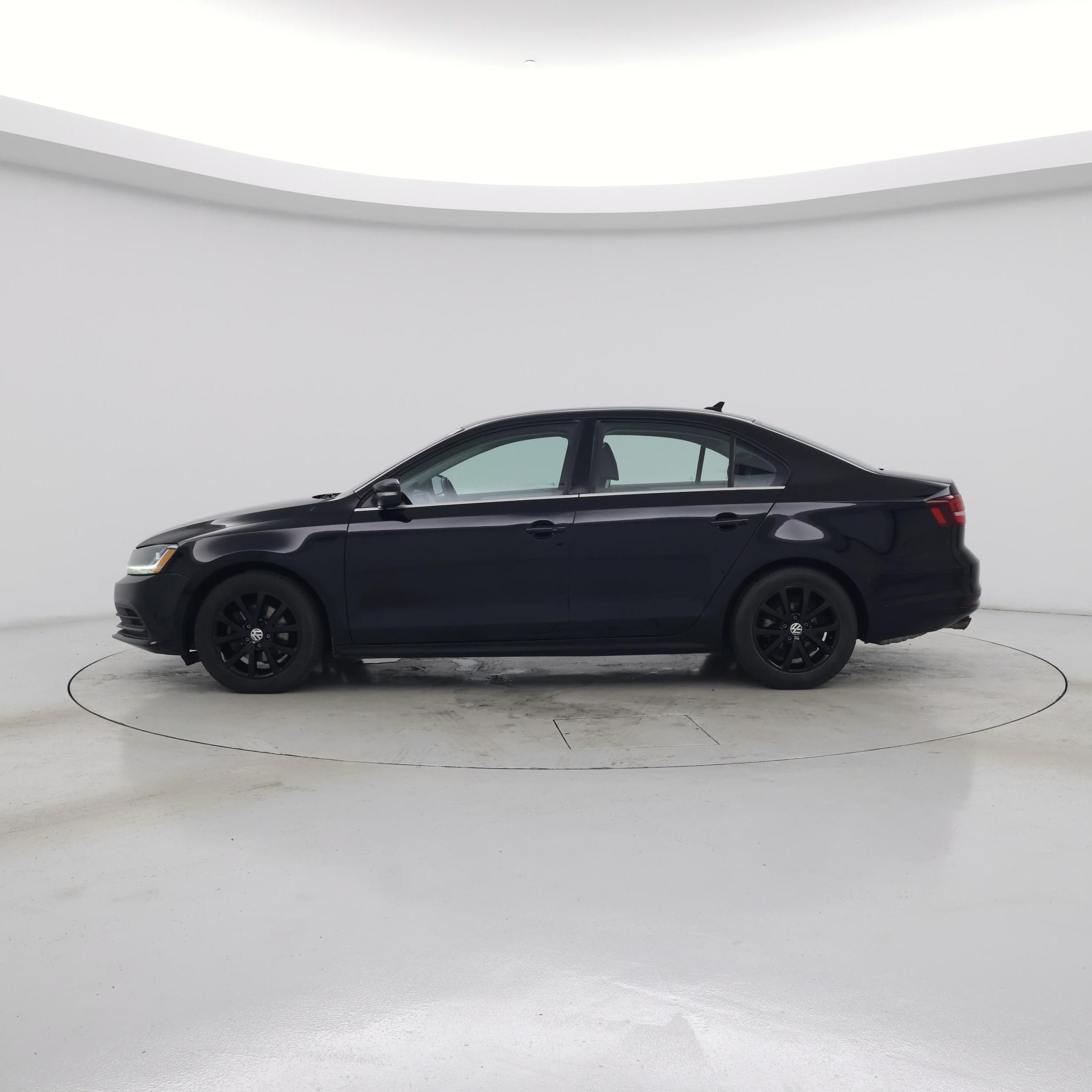 Thumbnail: 2017 Volkswagen Jetta - 3