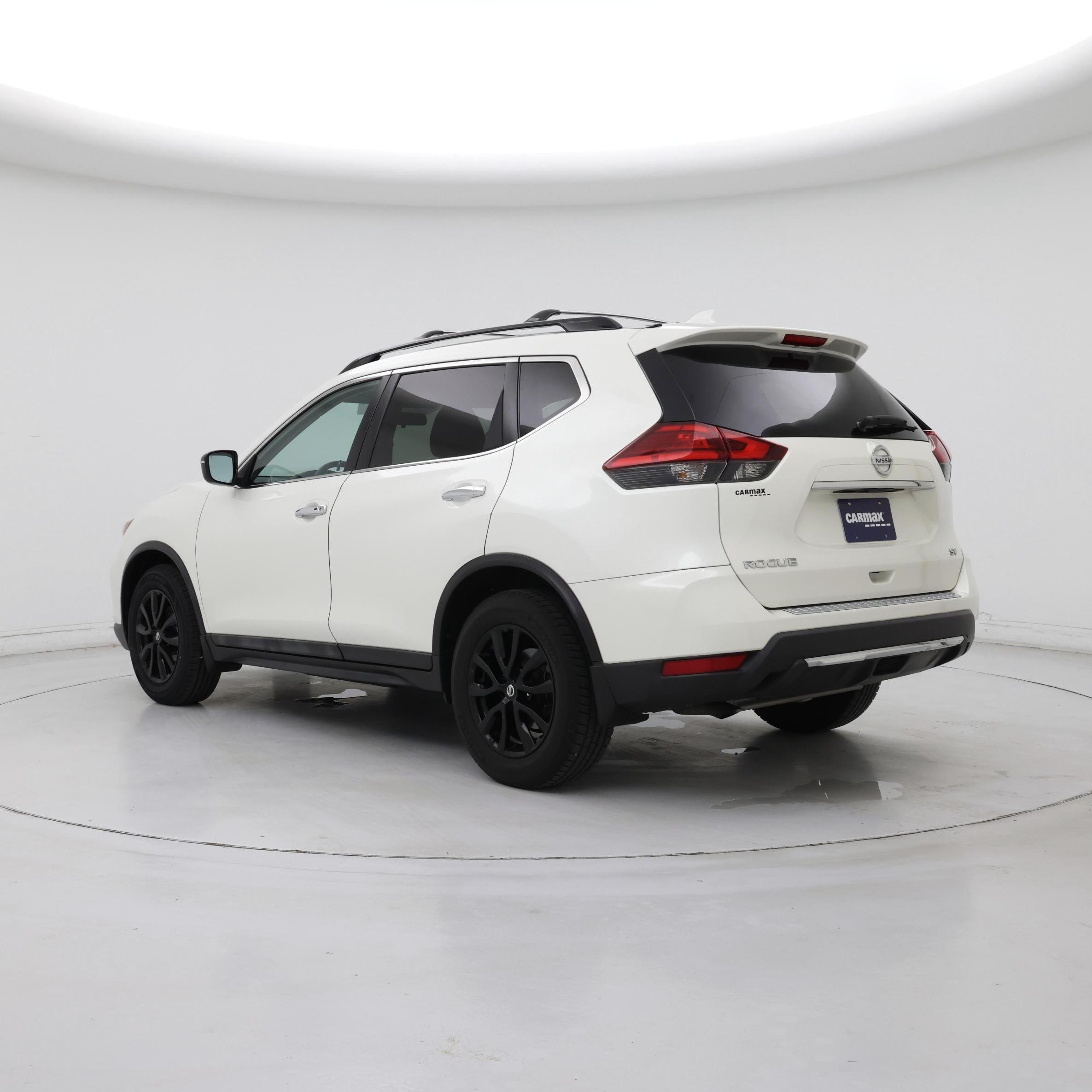 Thumbnail: 2017 Nissan Rogue - 2