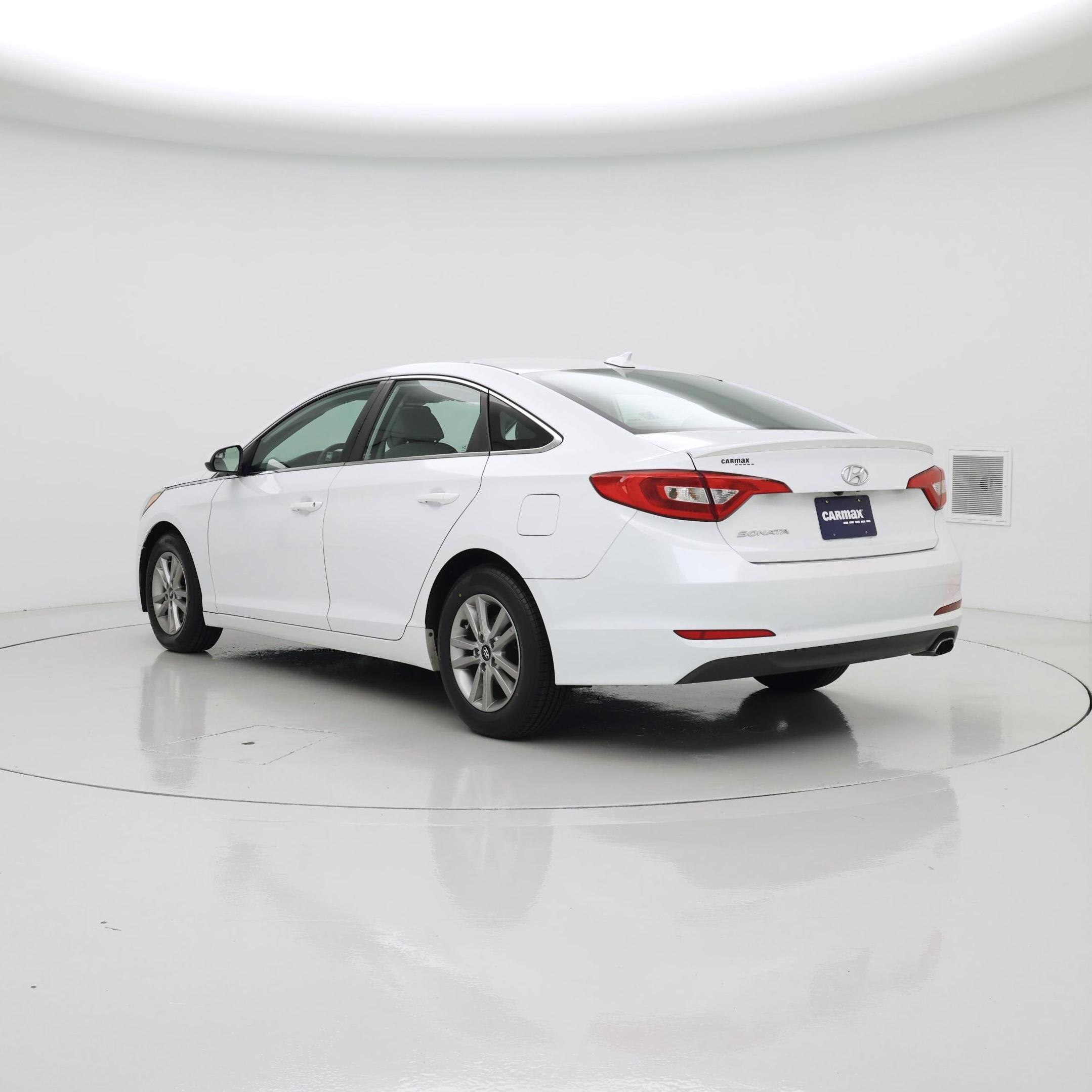 Thumbnail: 2016 Hyundai Sonata - 2
