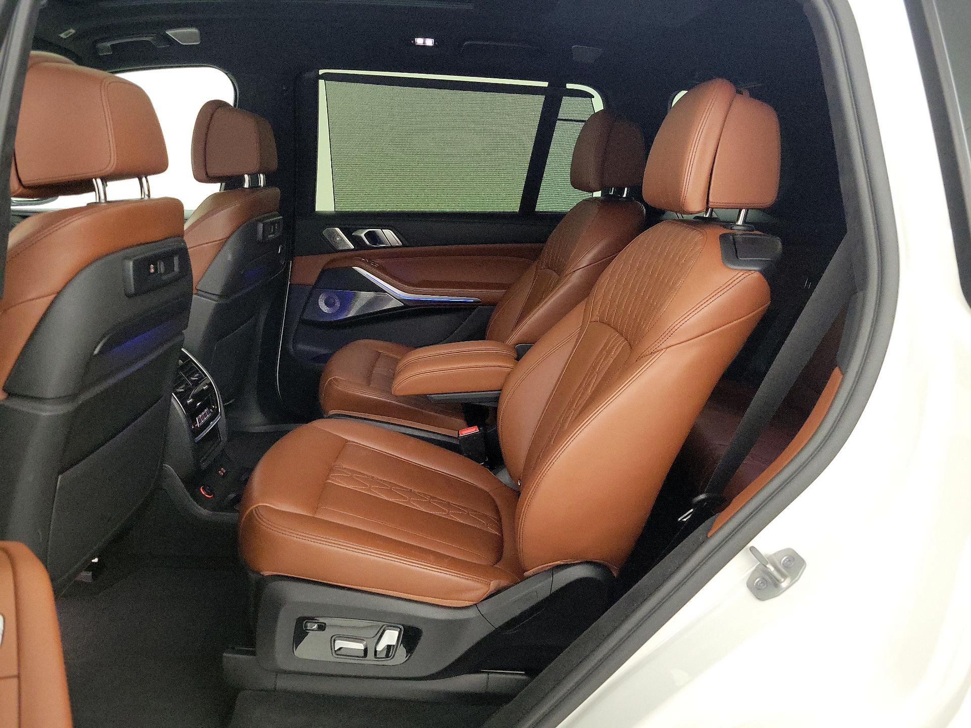 Thumbnail: 2021 BMW X7 - 20