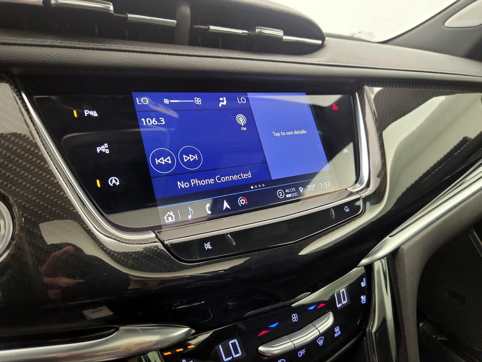 2023 Cadillac XT6 Sport - Photo 16