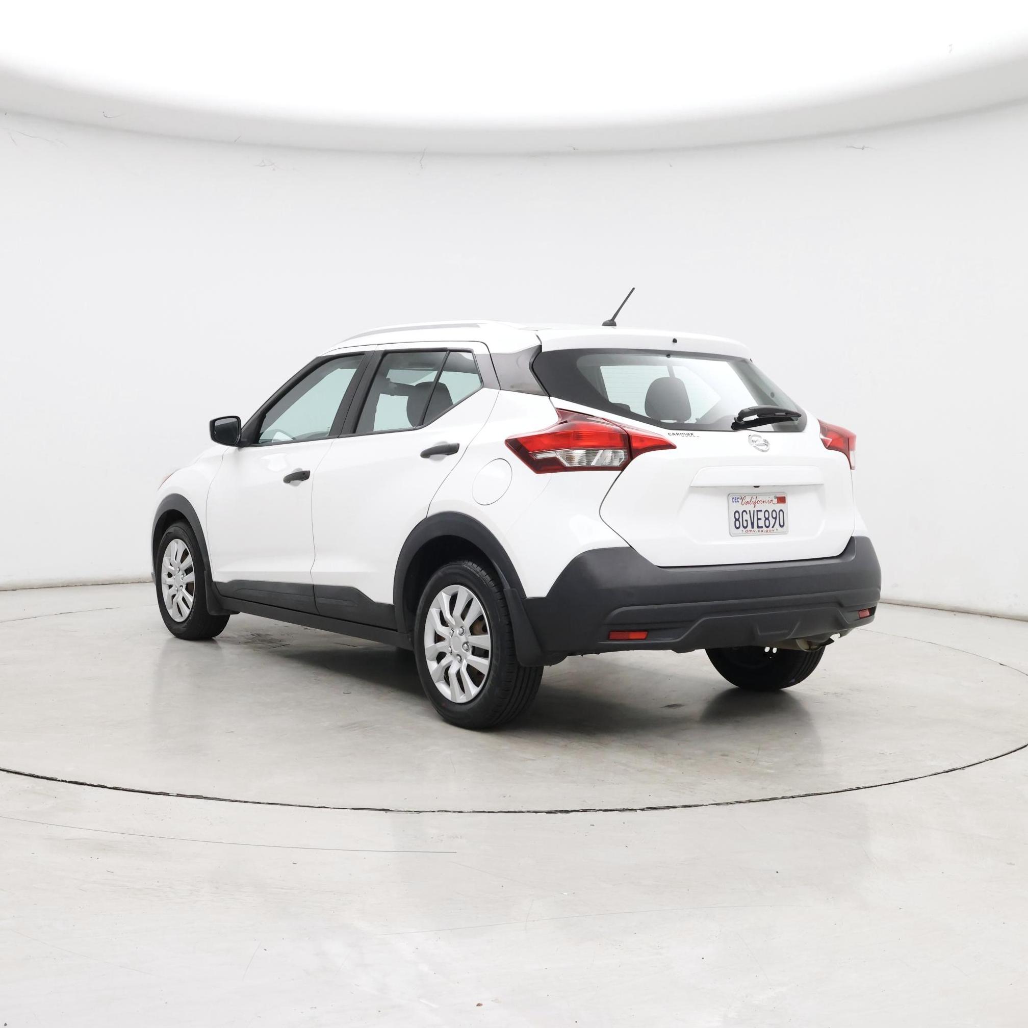 Thumbnail: 2018 Nissan Kicks - 2
