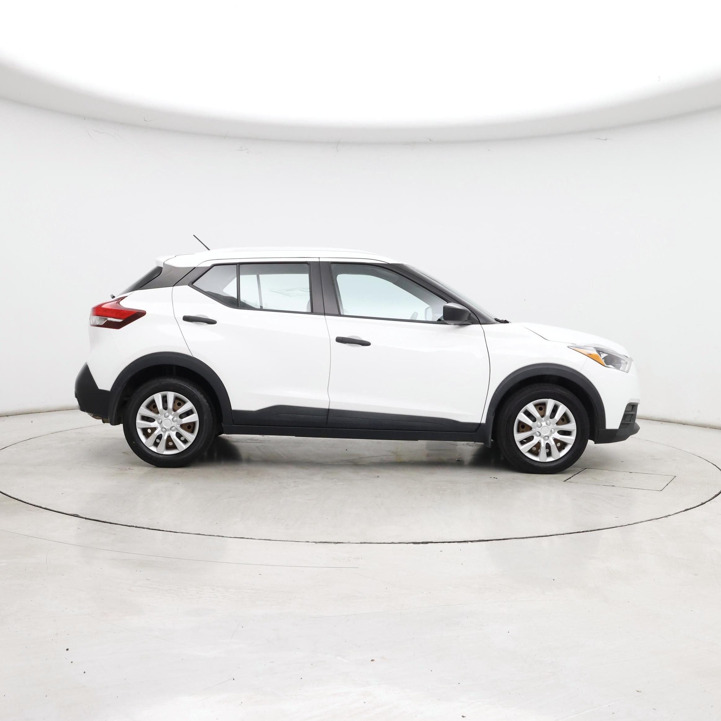 Thumbnail: 2018 Nissan Kicks - 7