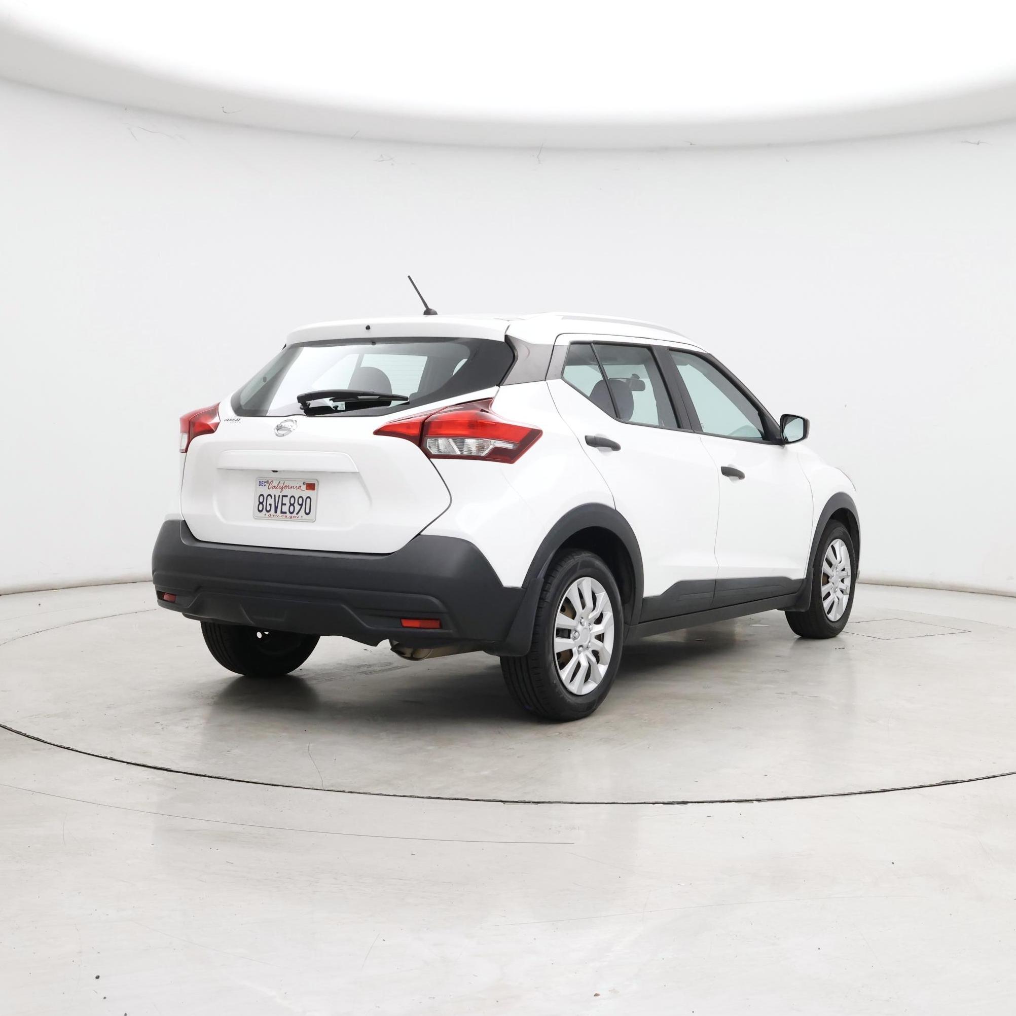 Thumbnail: 2018 Nissan Kicks - 8