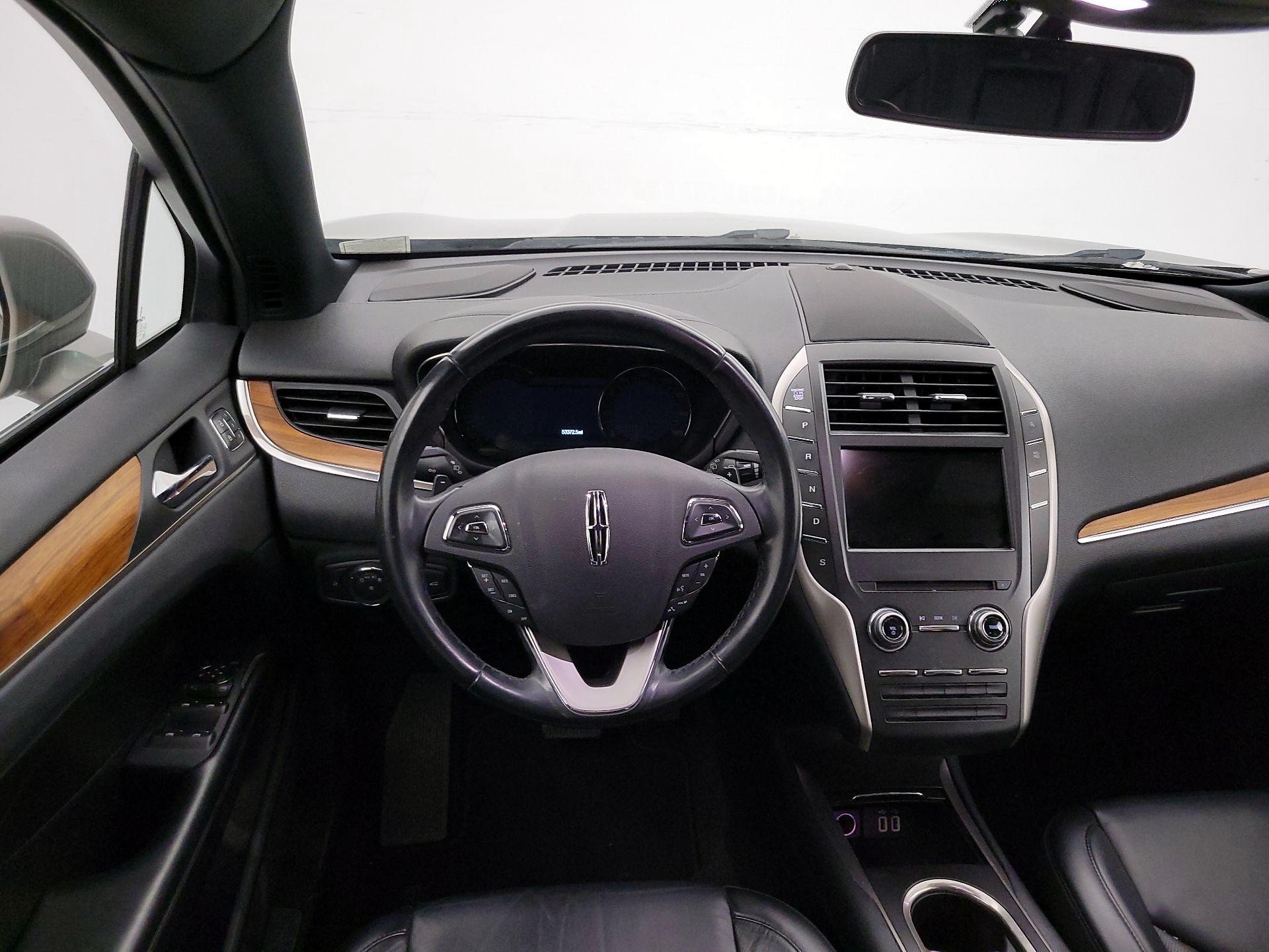 Thumbnail: 2017 Lincoln MKC - 10