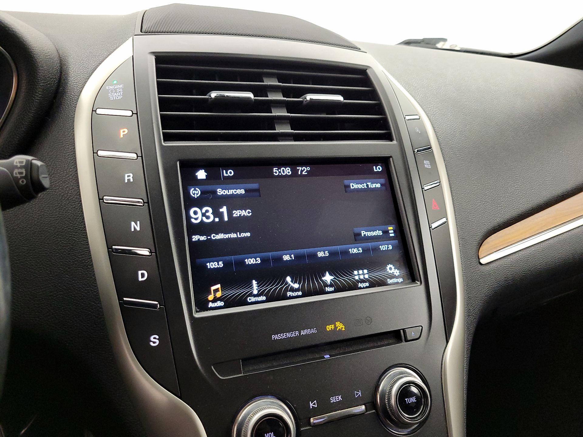 Thumbnail: 2017 Lincoln MKC - 16