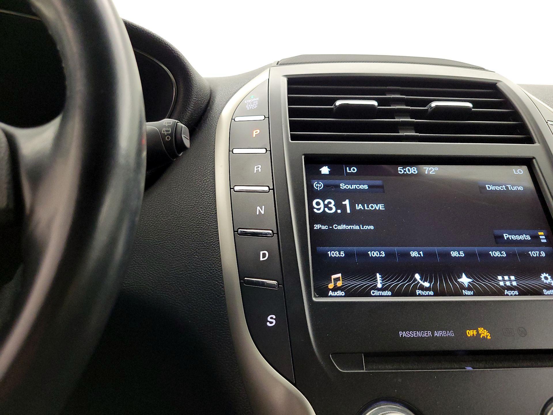 Thumbnail: 2017 Lincoln MKC - 18