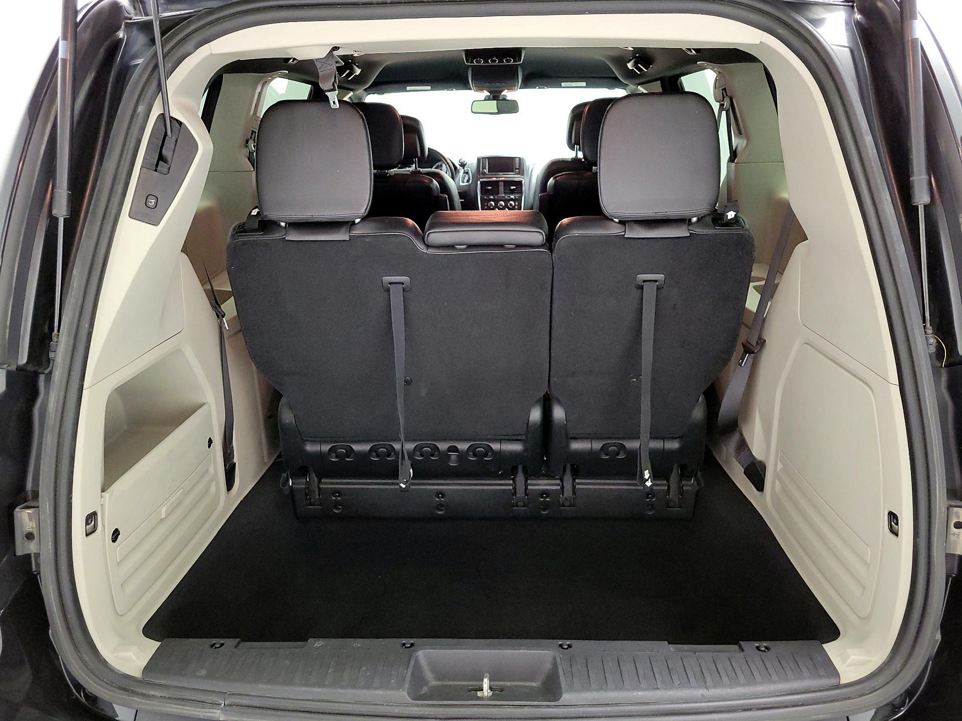 Thumbnail: 2019 Dodge Grand Caravan - 20