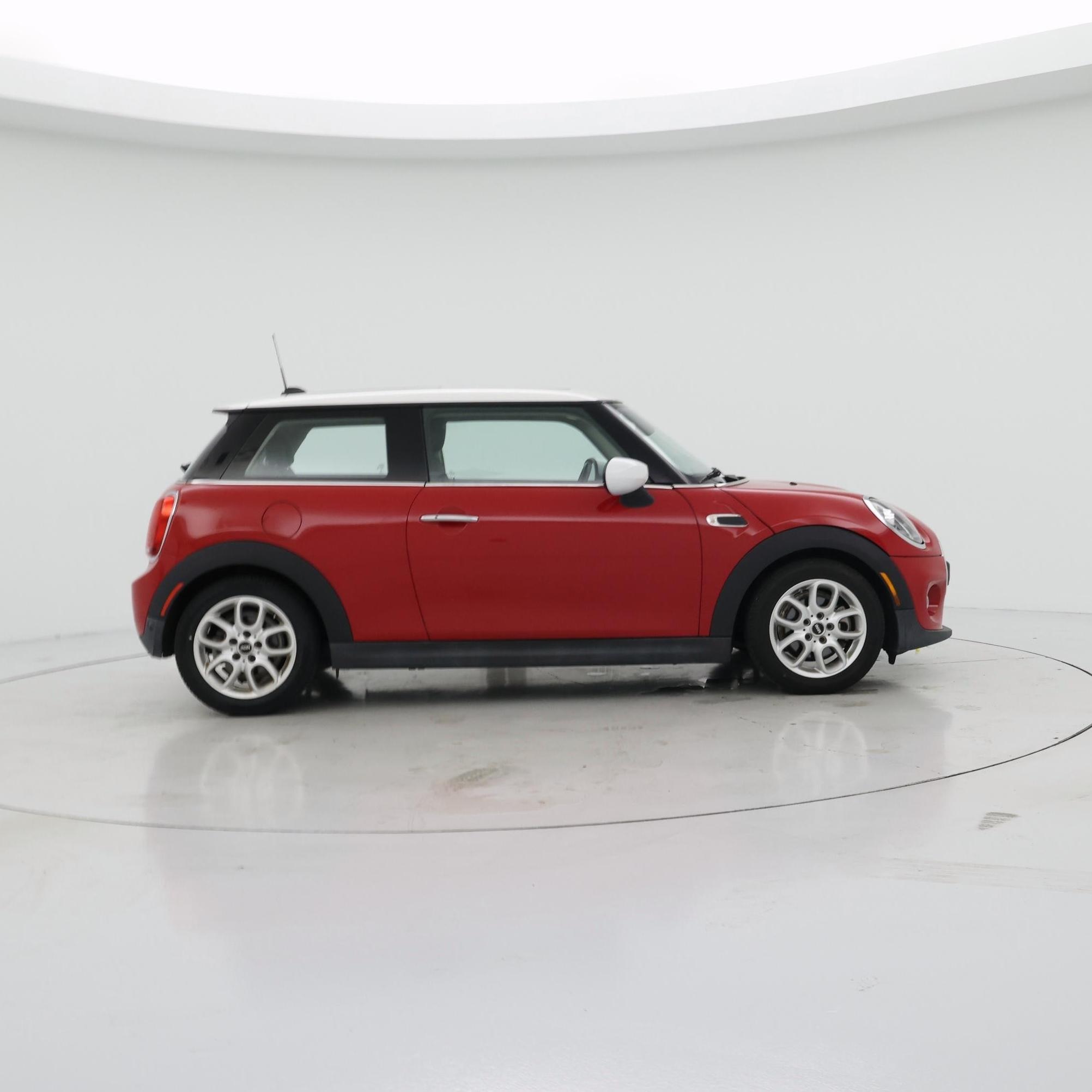 Thumbnail: 2021 MINI Cooper Hardtop - 7