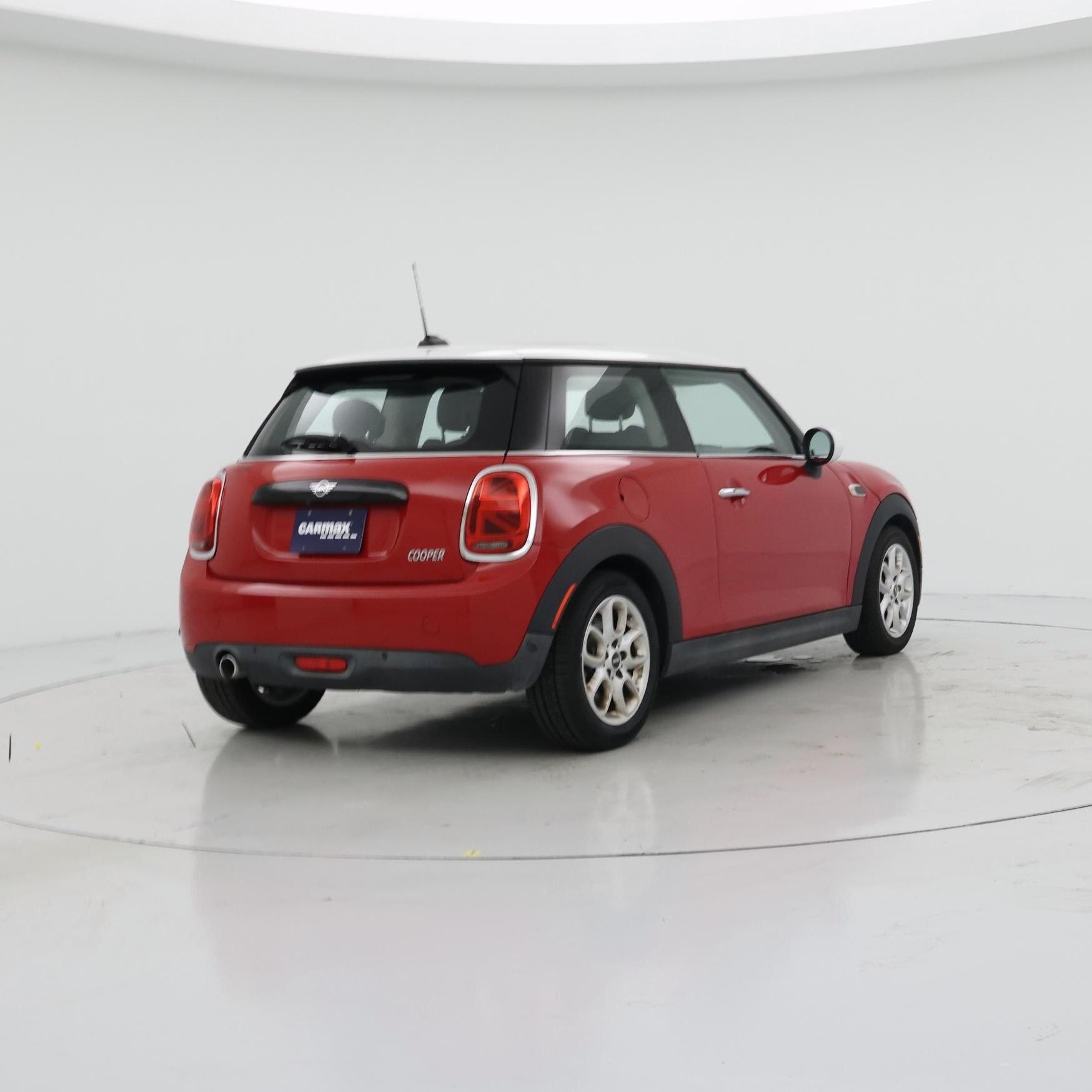 Thumbnail: 2021 MINI Cooper Hardtop - 8