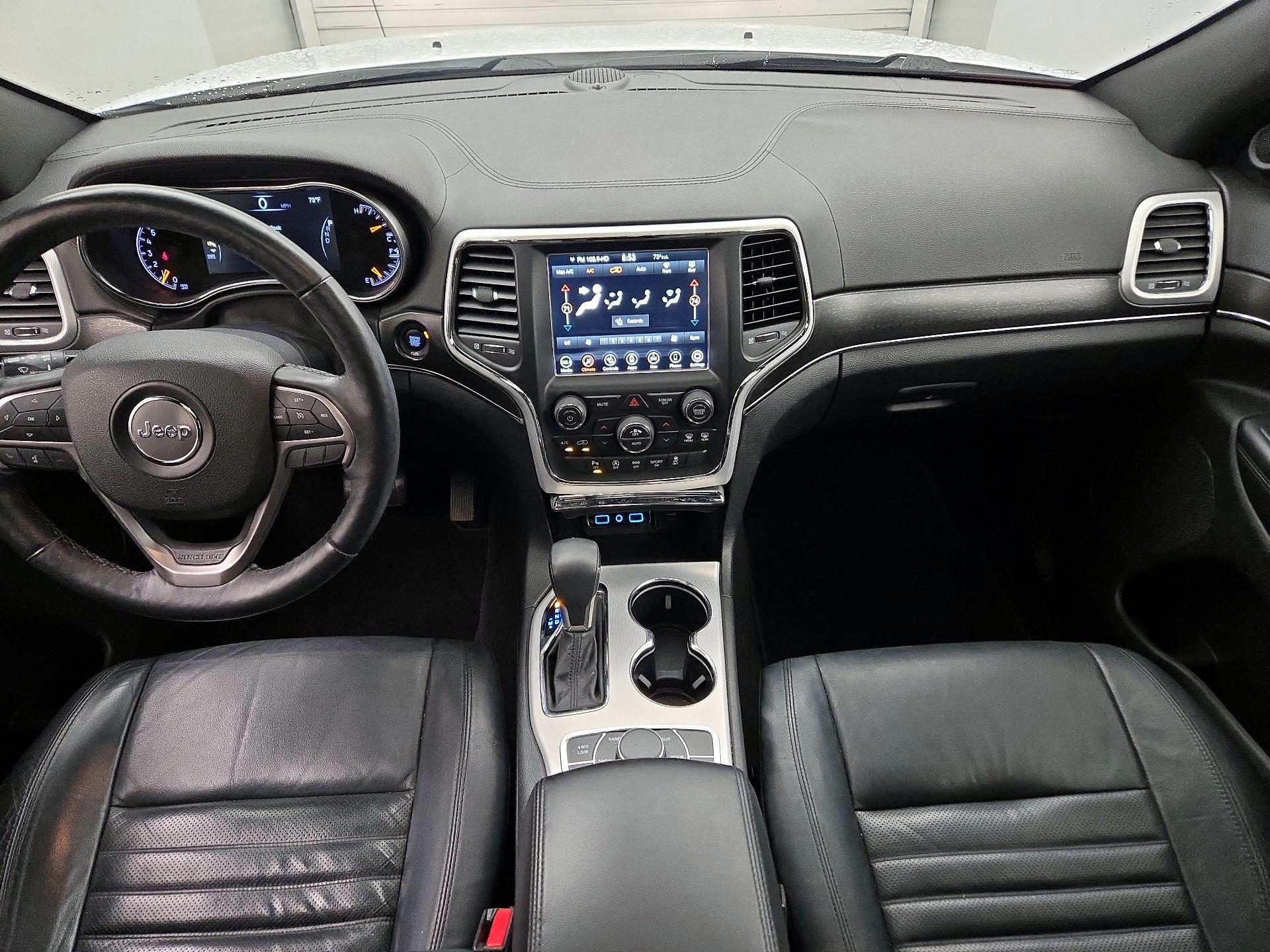 Thumbnail: 2018 Jeep Grand Cherokee - 9