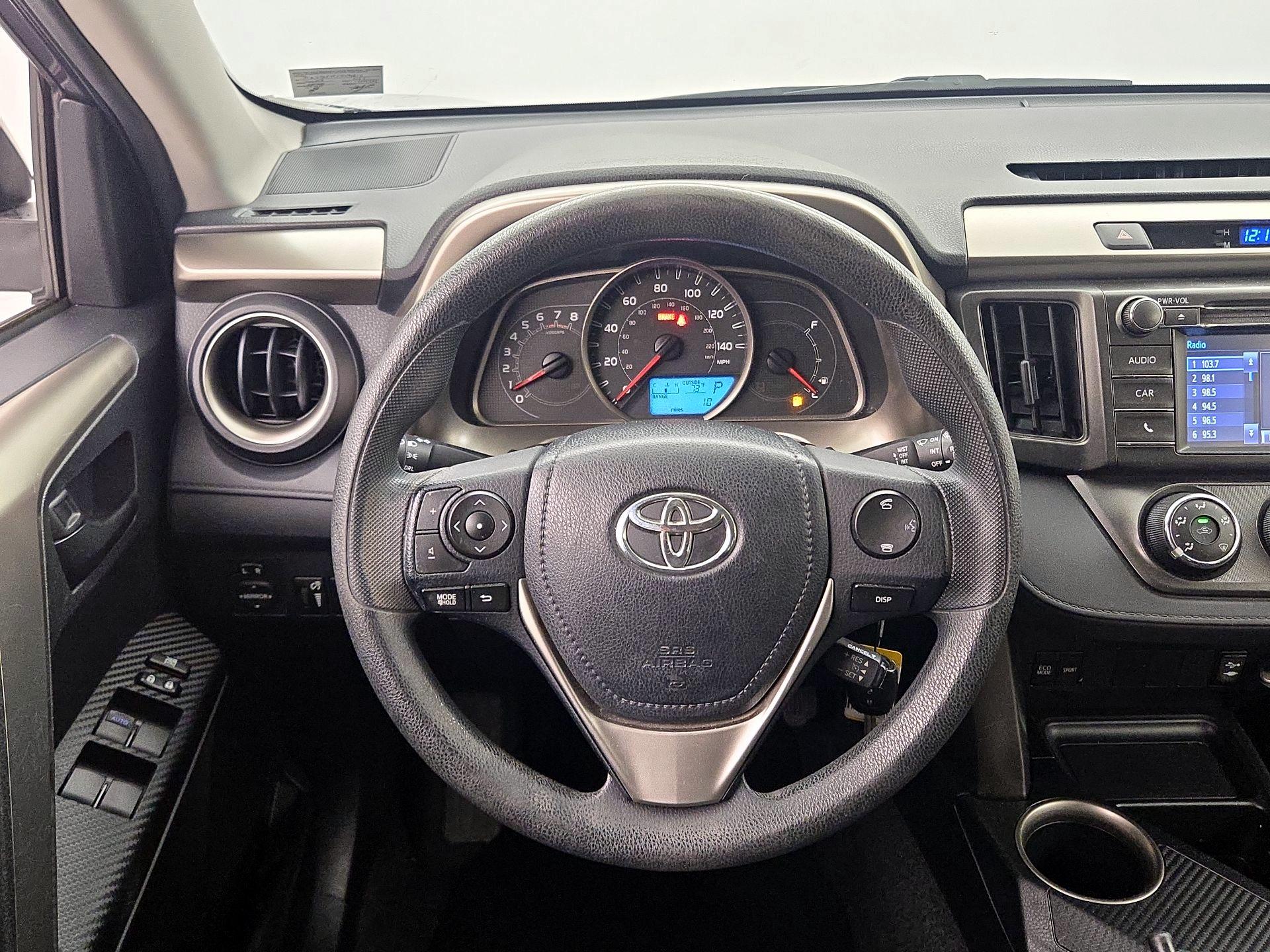 Thumbnail: 2014 Toyota RAV4 - 10