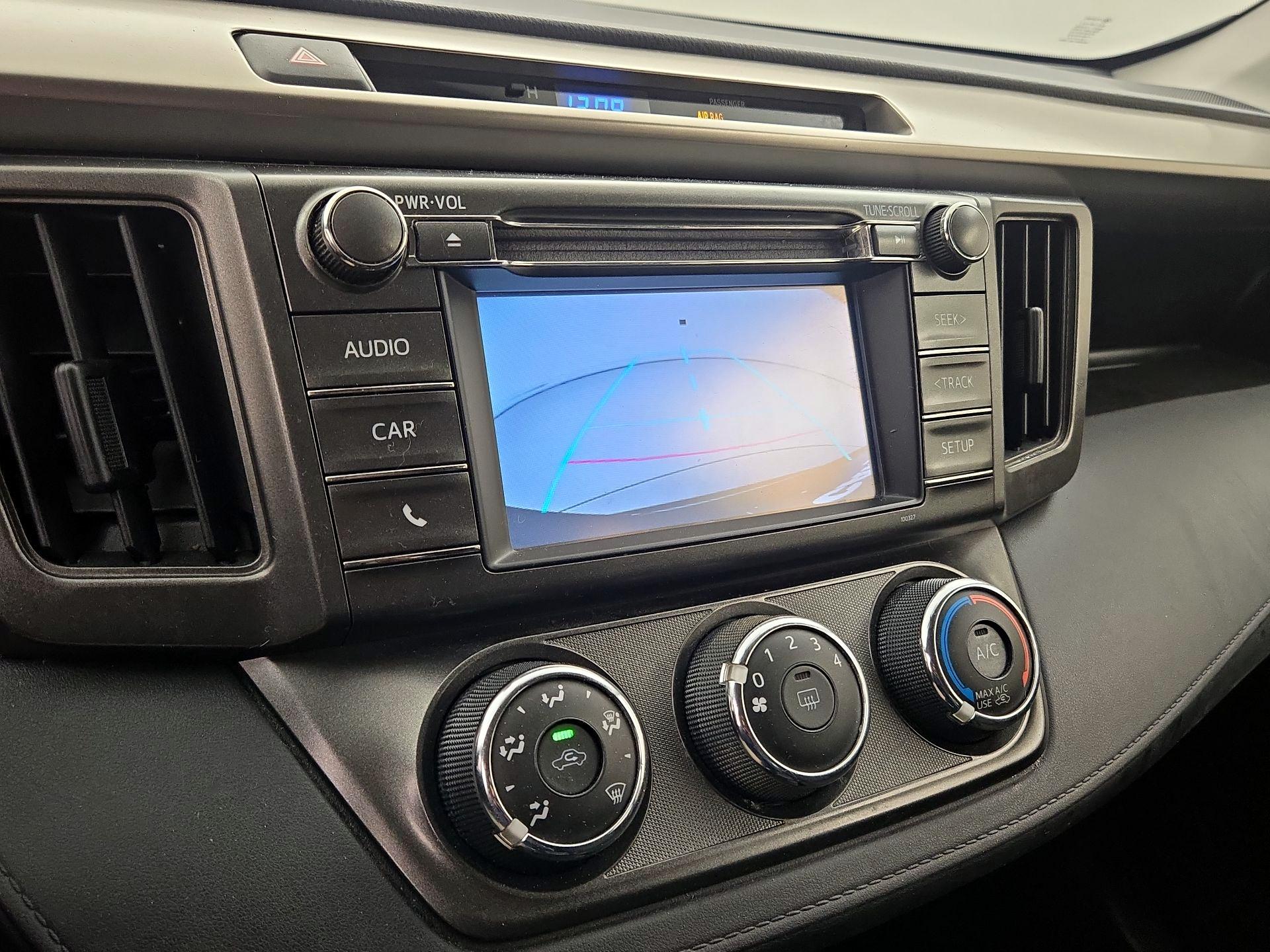 Thumbnail: 2014 Toyota RAV4 - 14