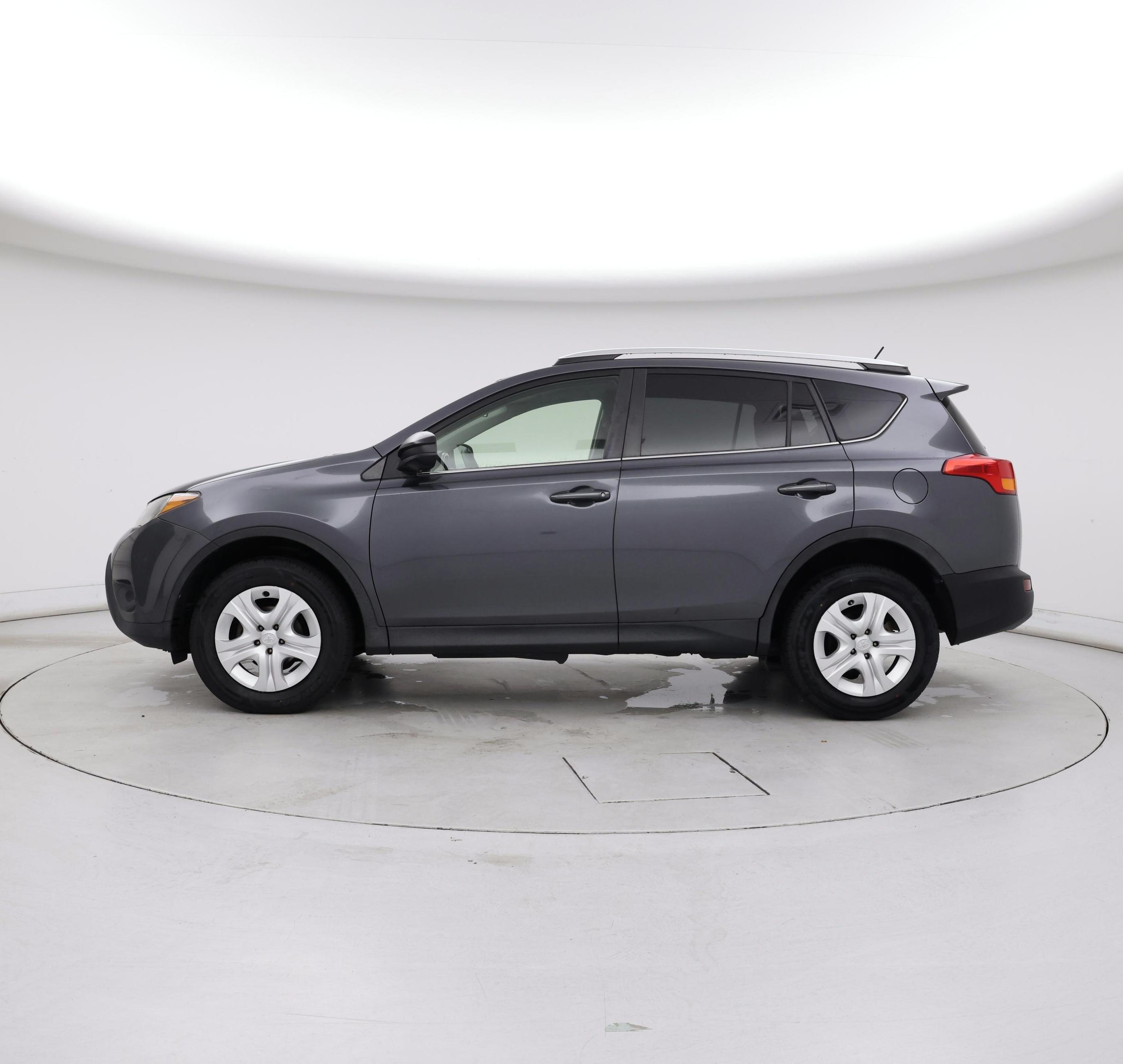 Thumbnail: 2014 Toyota RAV4 - 3