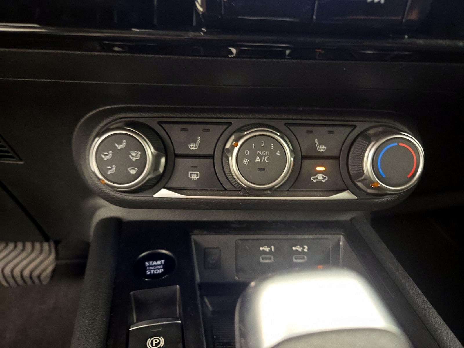 2025 Nissan Kicks SV - Photo 16