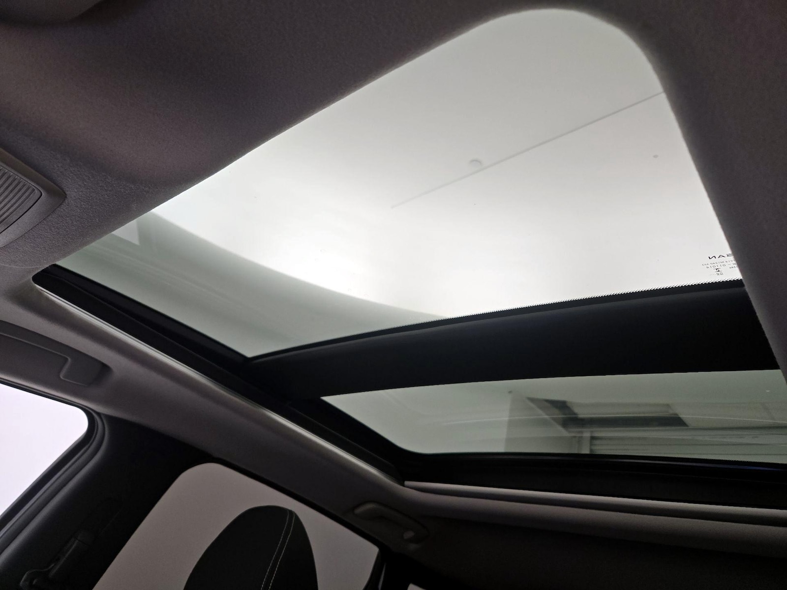 2025 Nissan Kicks SV - Photo 19
