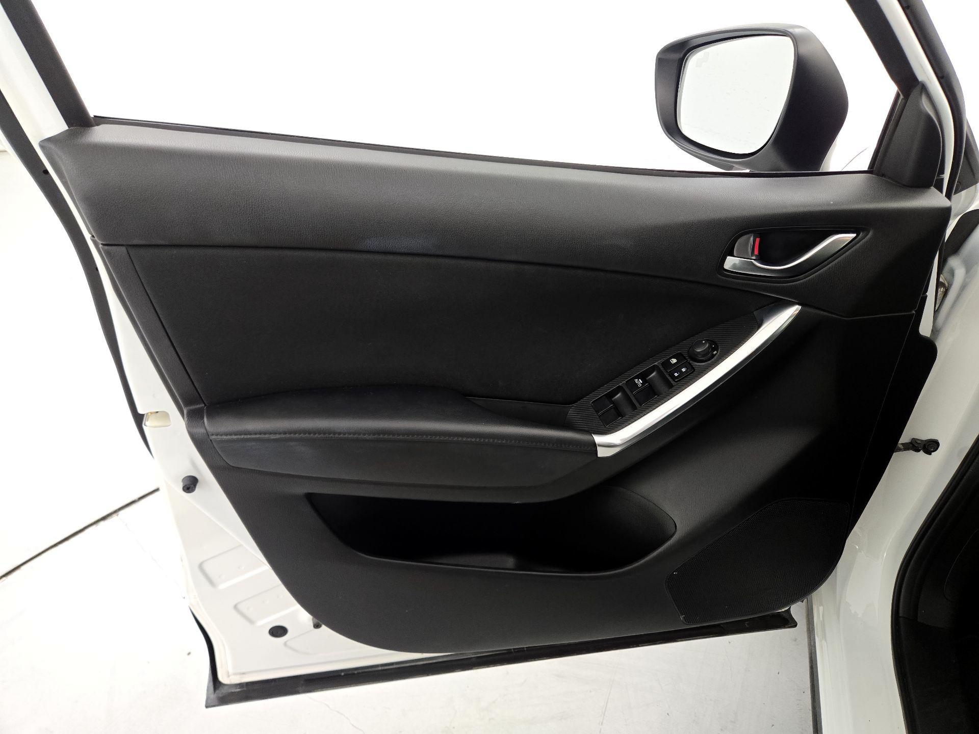 Thumbnail: 2016 Mazda CX-5 - 12