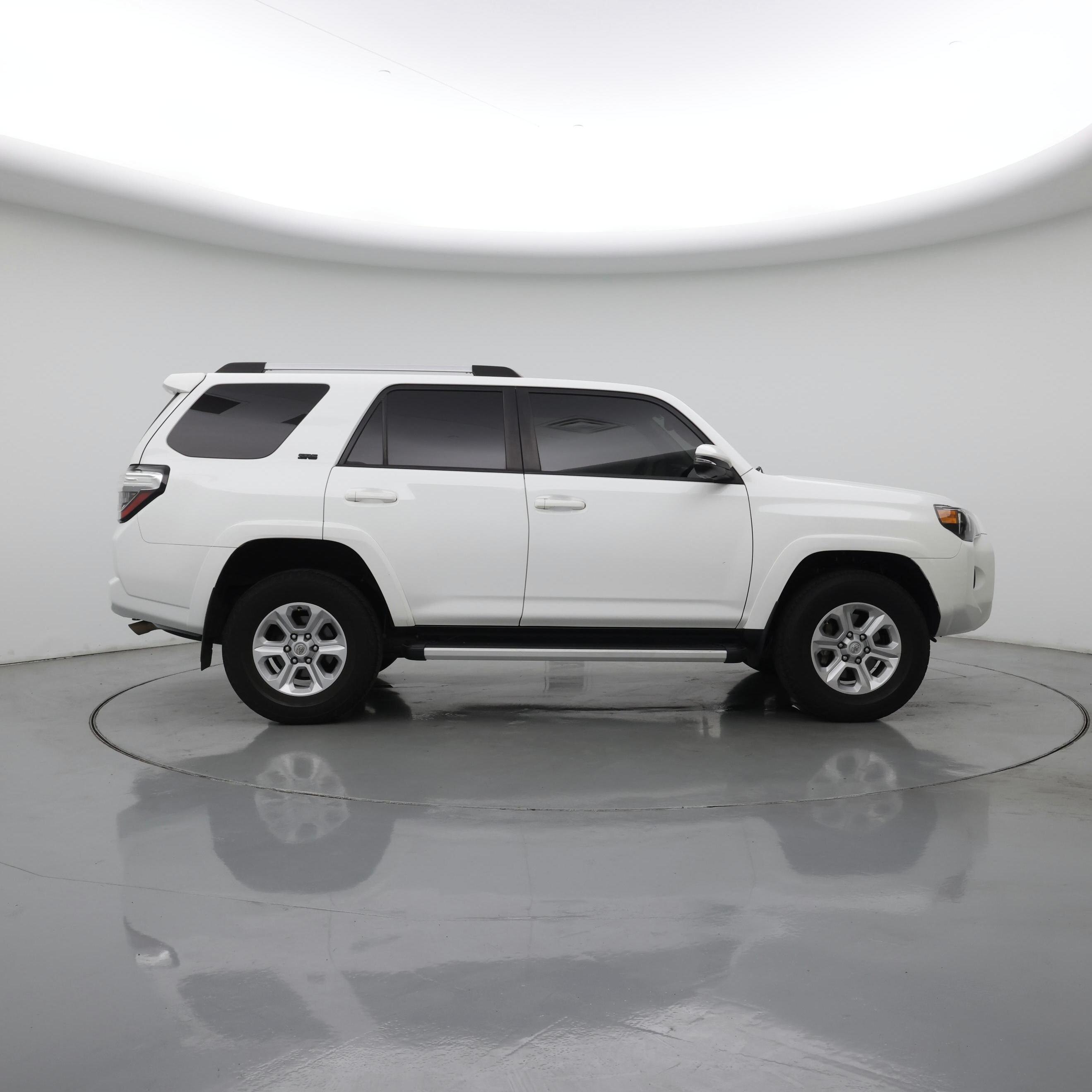 Thumbnail: 2022 Toyota 4Runner - 7