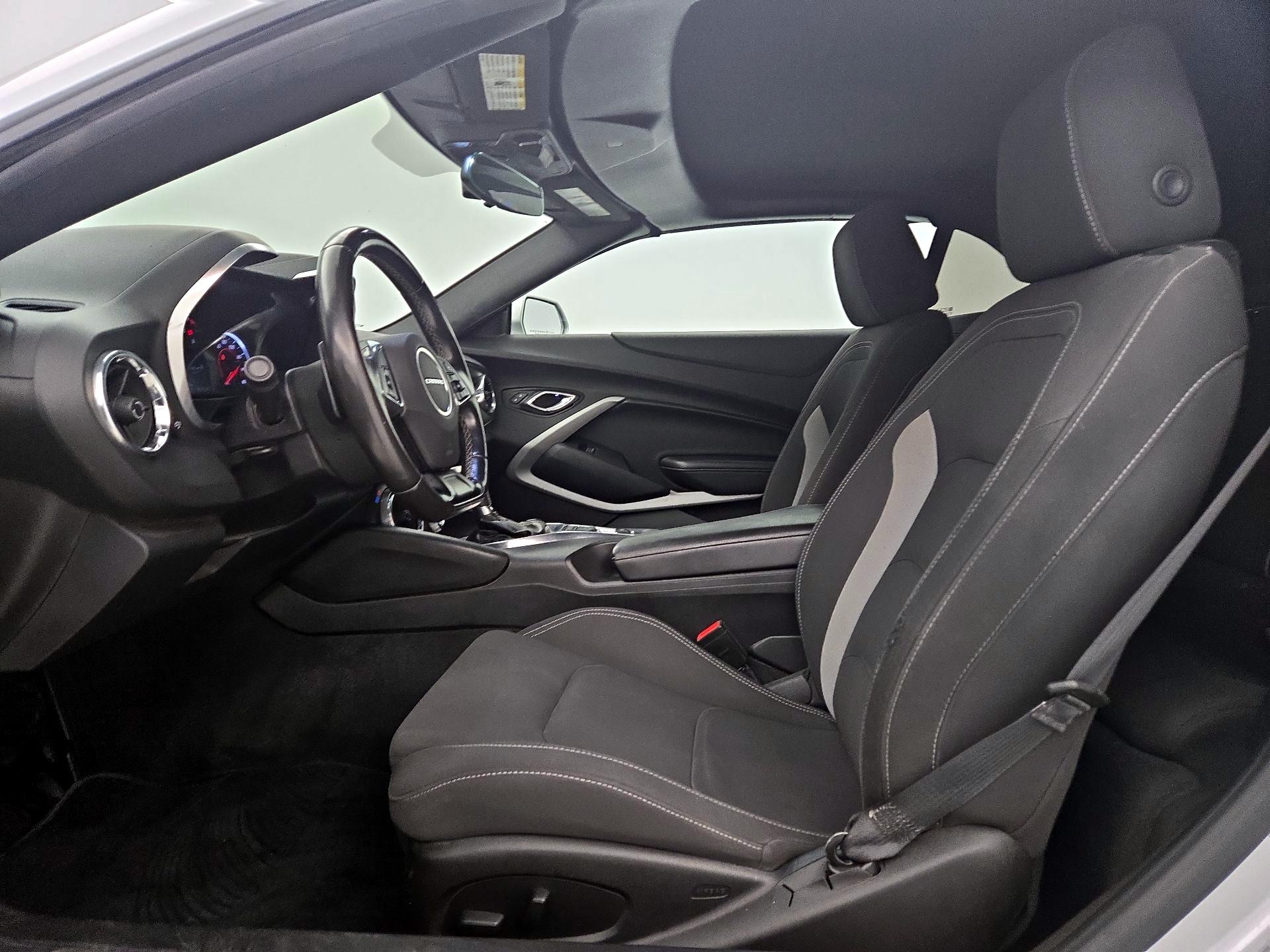 Thumbnail: 2018 Chevrolet Camaro - 11