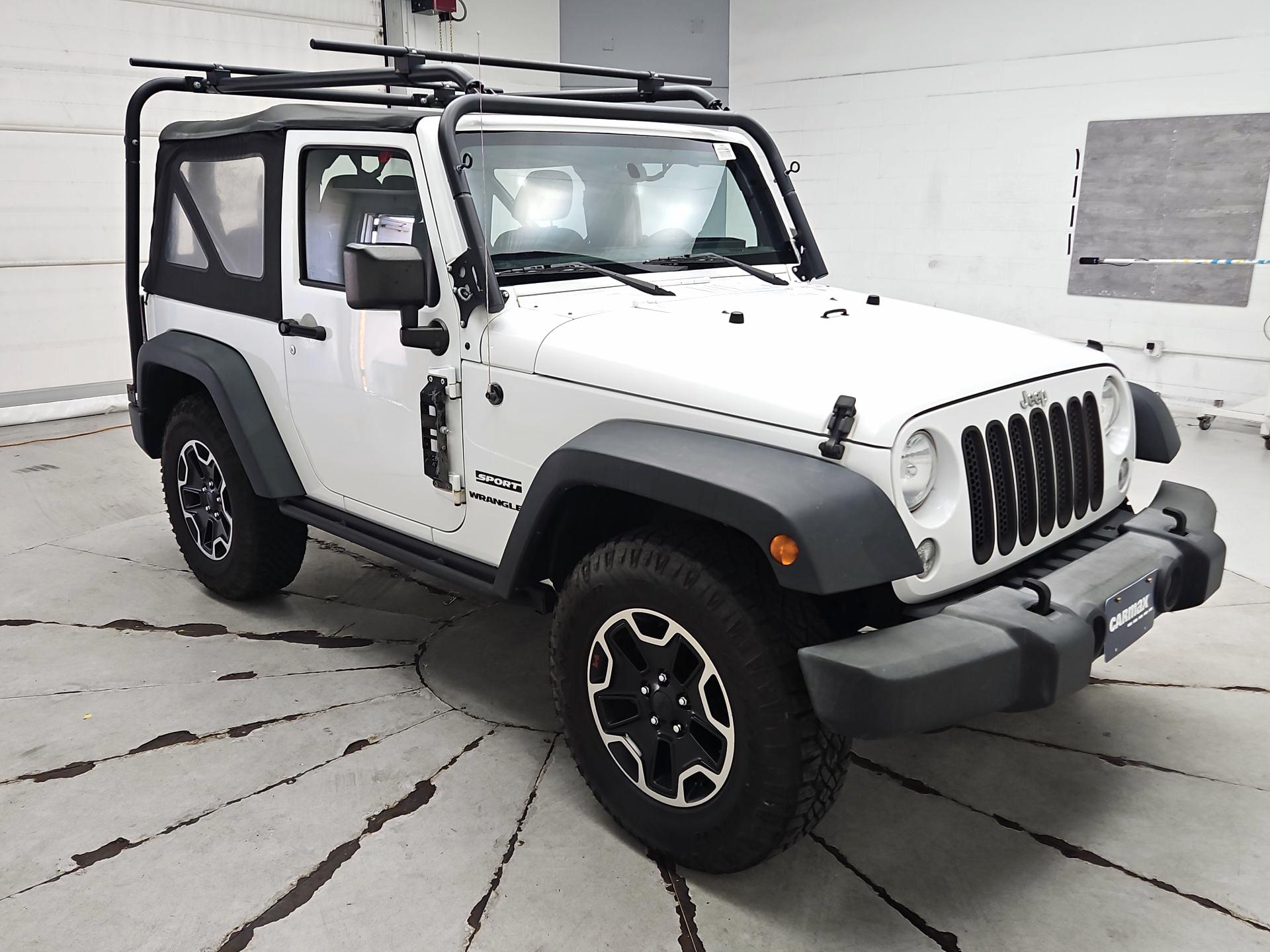 Thumbnail: 2016 Jeep Wrangler - 1