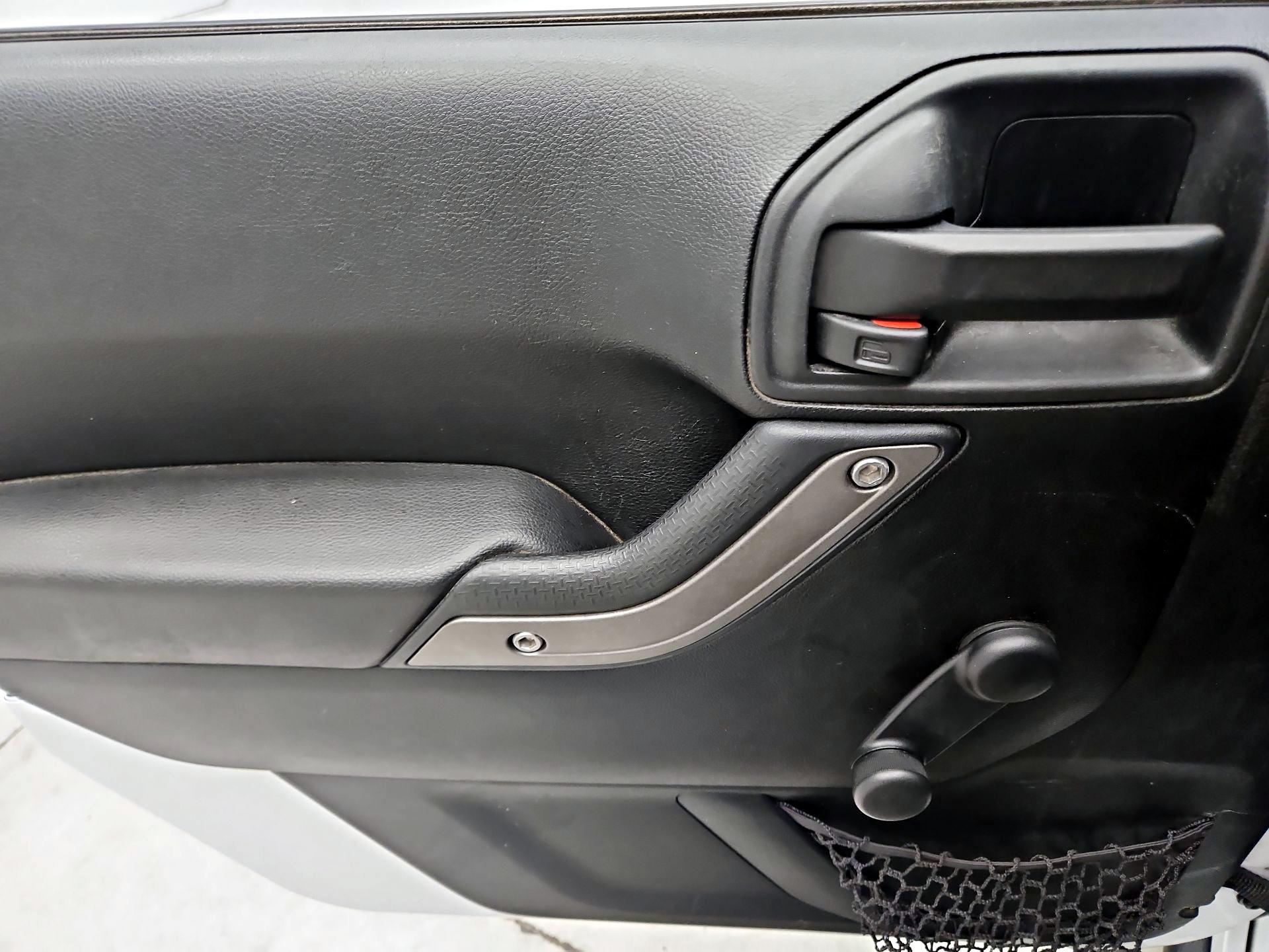 Thumbnail: 2016 Jeep Wrangler - 10