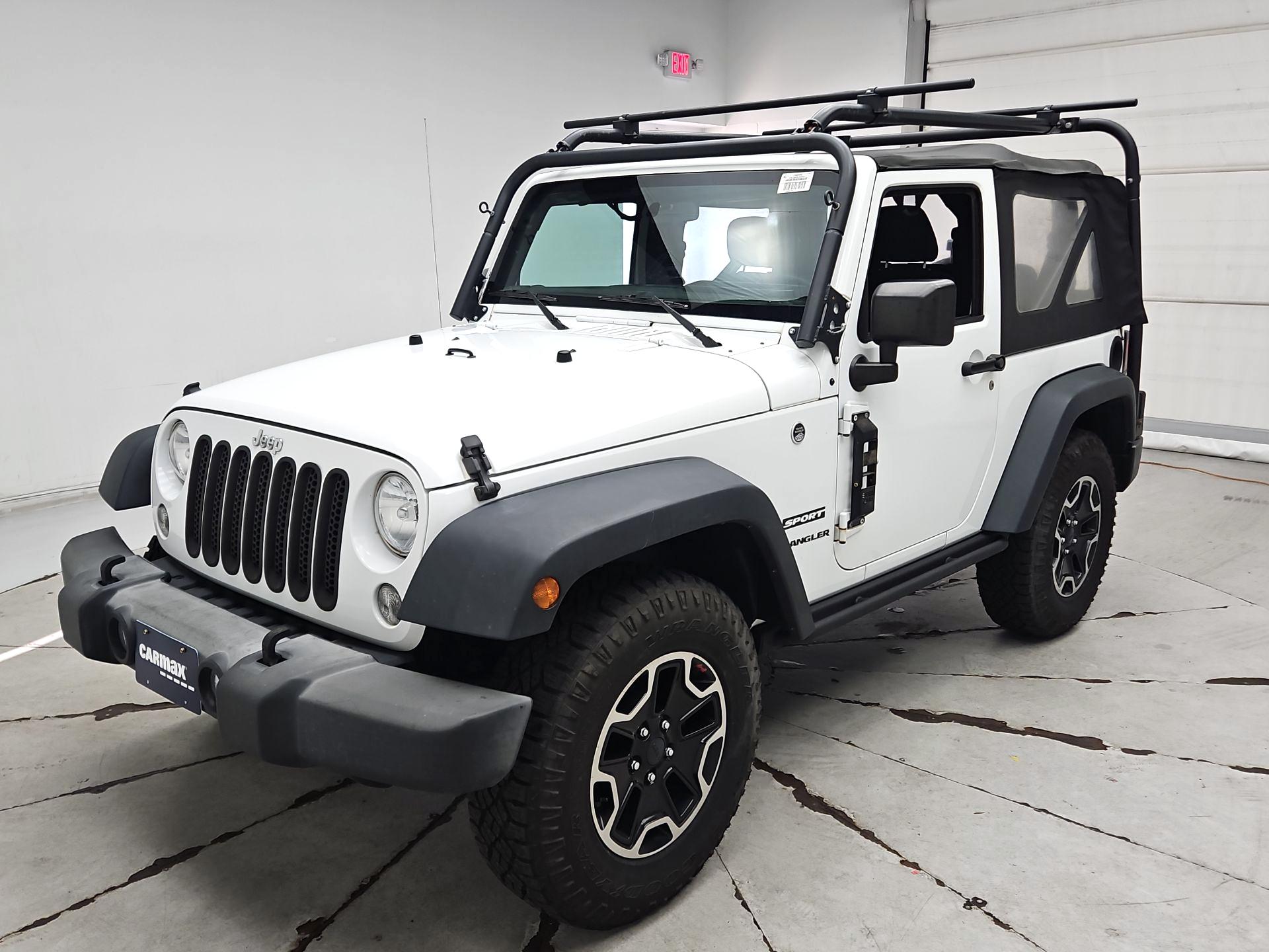 Thumbnail: 2016 Jeep Wrangler - 3