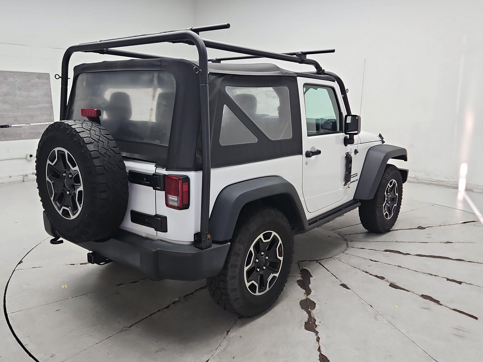 Thumbnail: 2016 Jeep Wrangler - 5