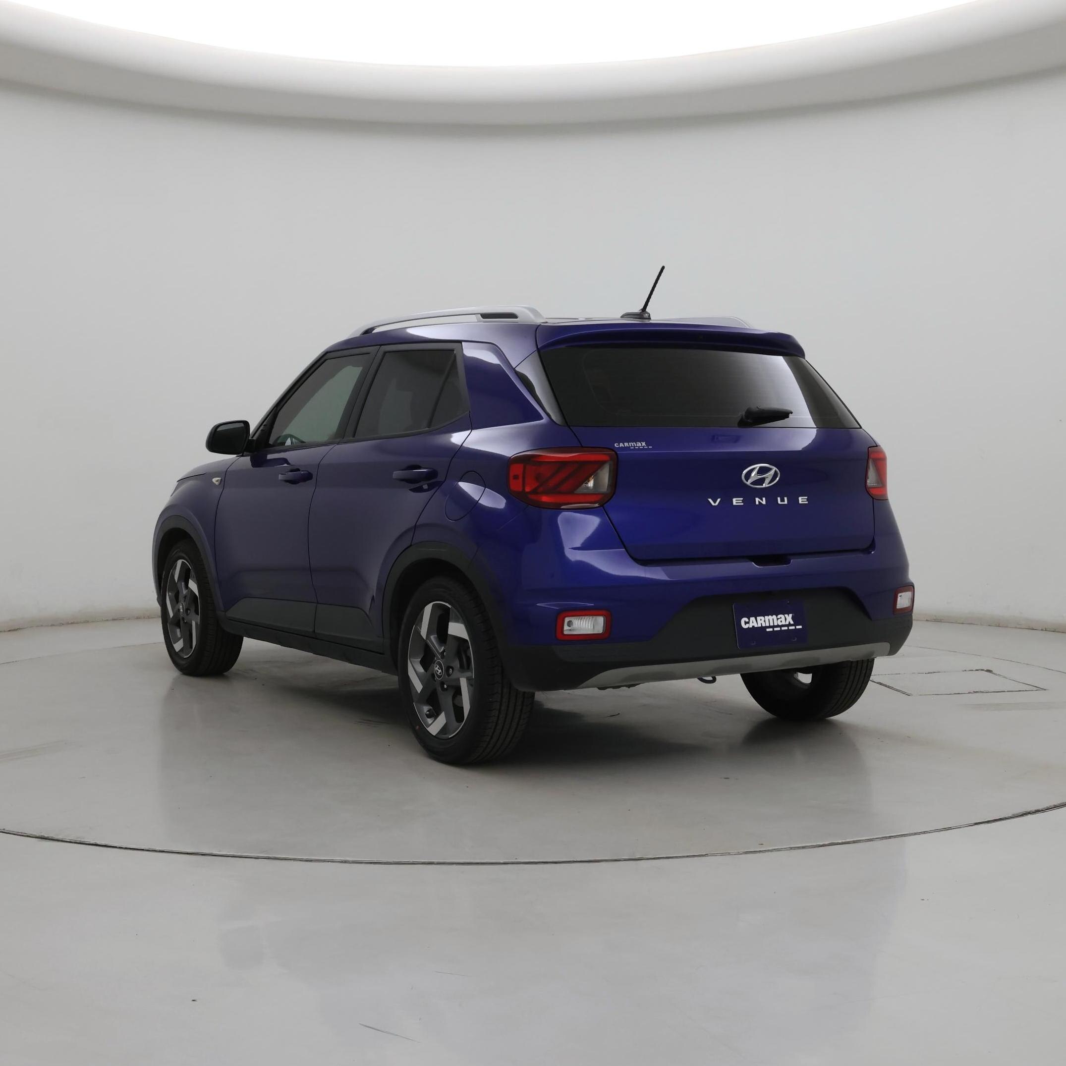 Thumbnail: 2023 Hyundai Venue - 2