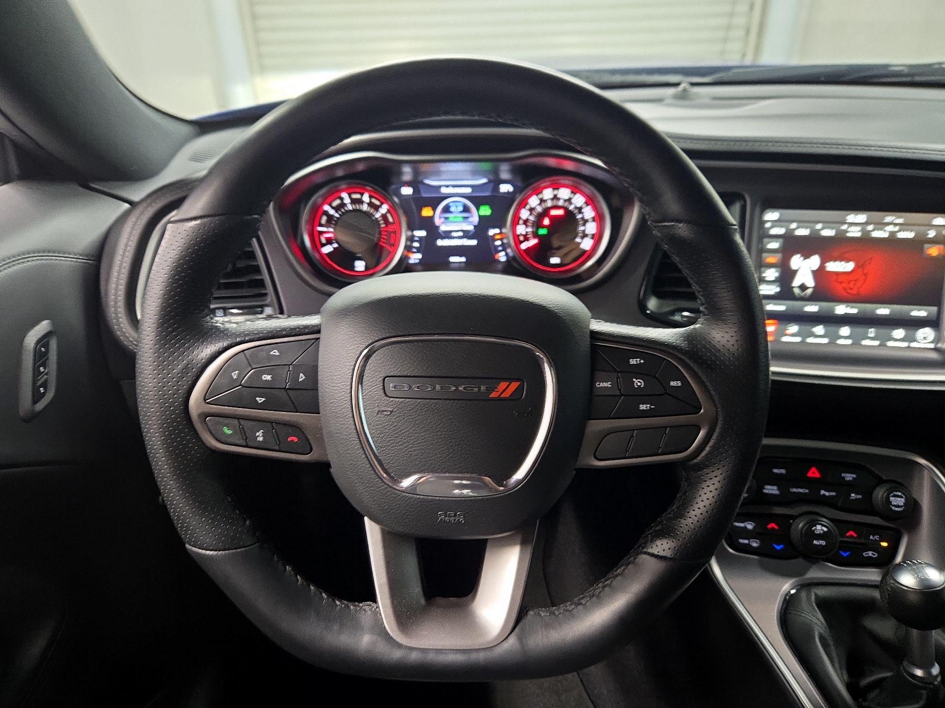 Thumbnail: 2022 Dodge Challenger - 10