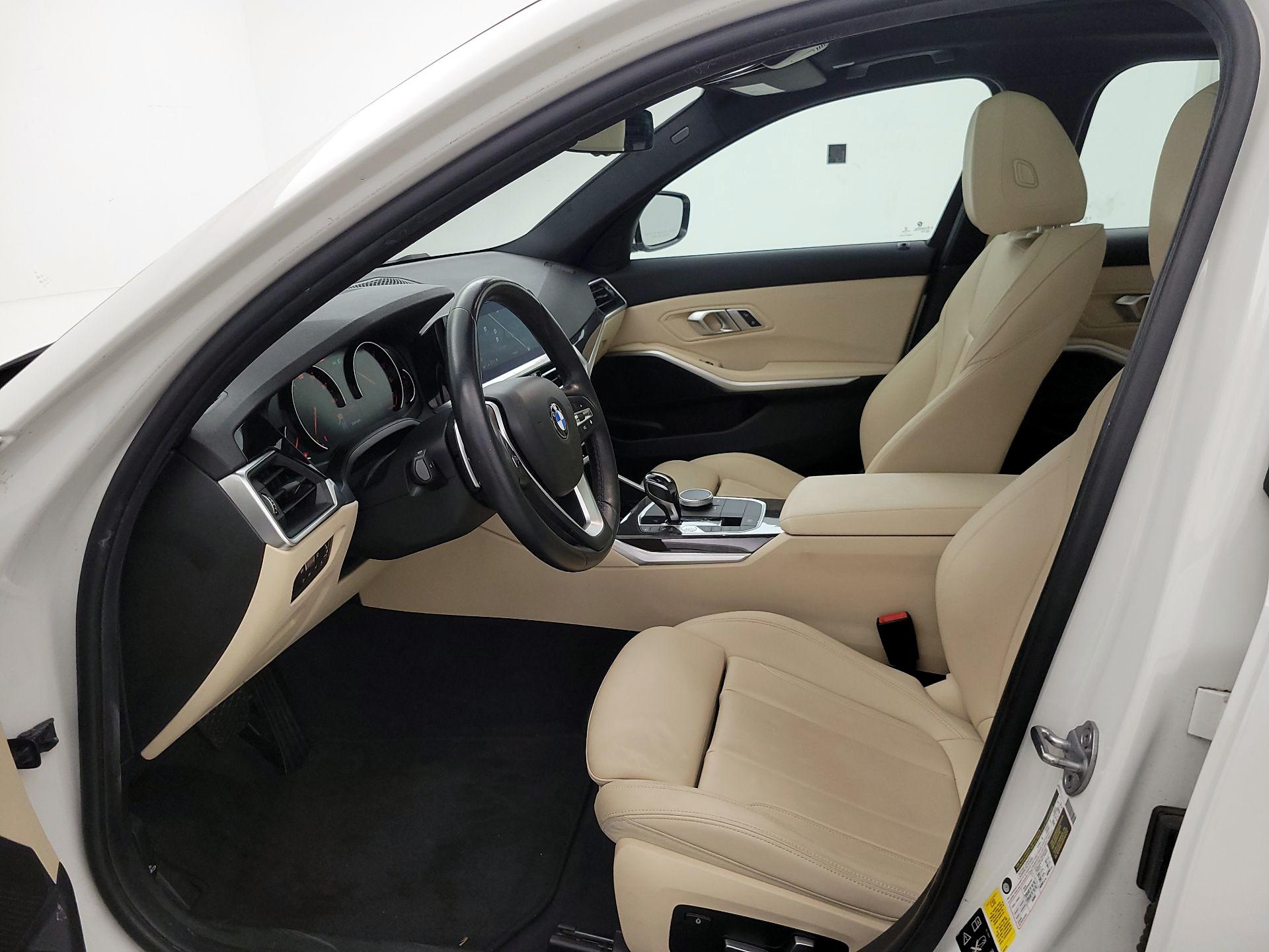 Thumbnail: 2020 BMW 3 Series - 11