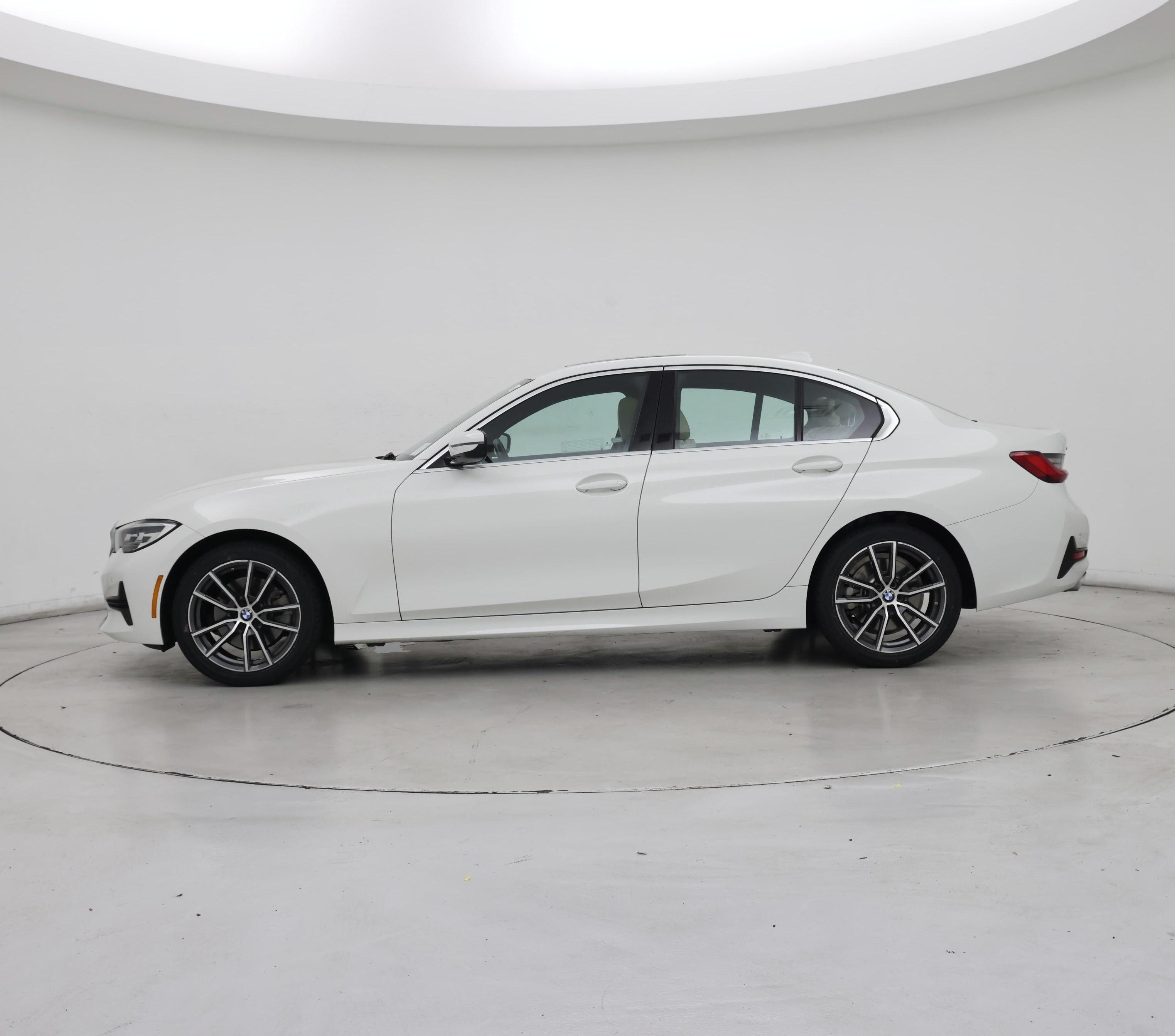 Thumbnail: 2020 BMW 3 Series - 3