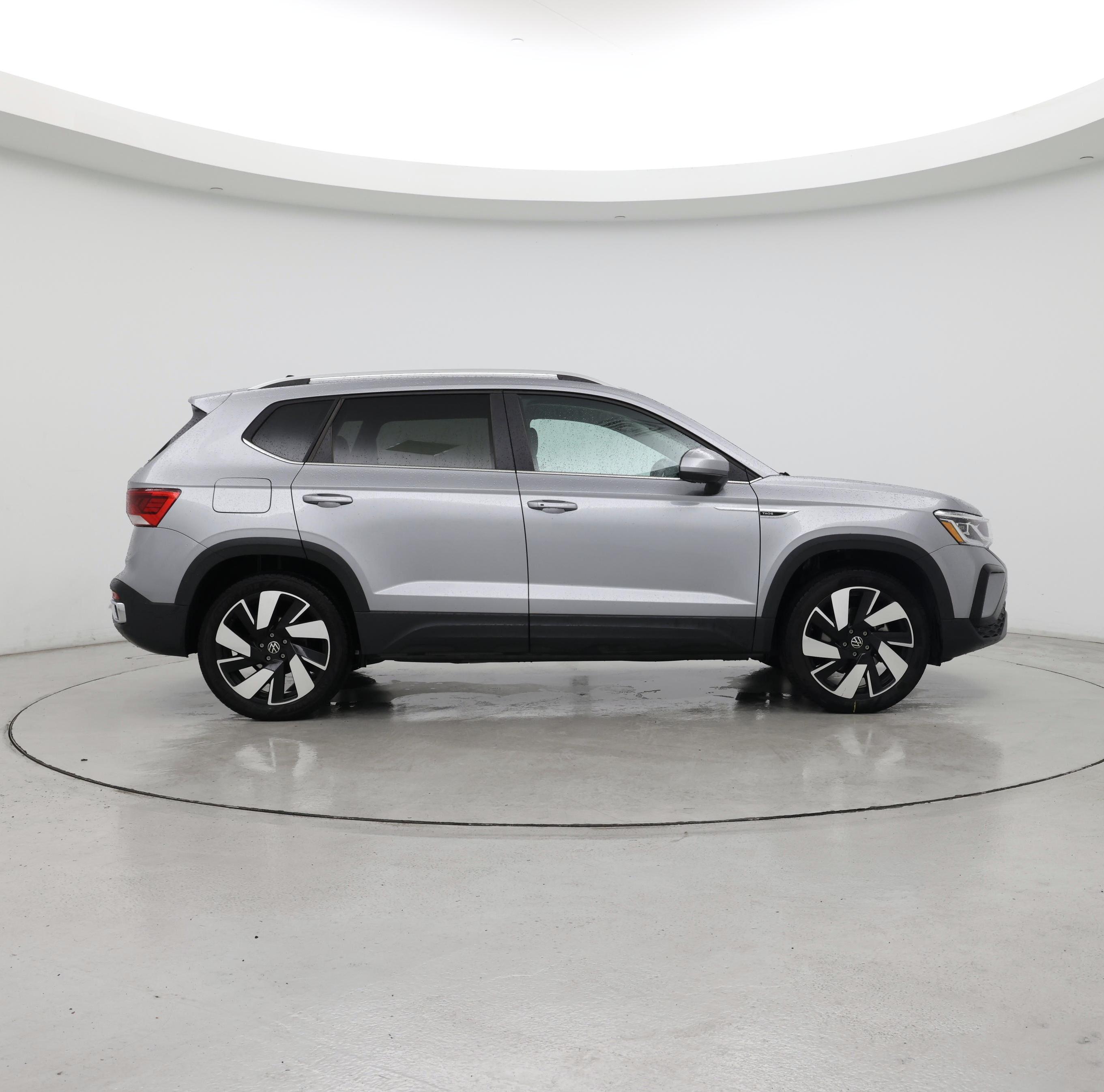 Thumbnail: 2024 Volkswagen Taos - 7