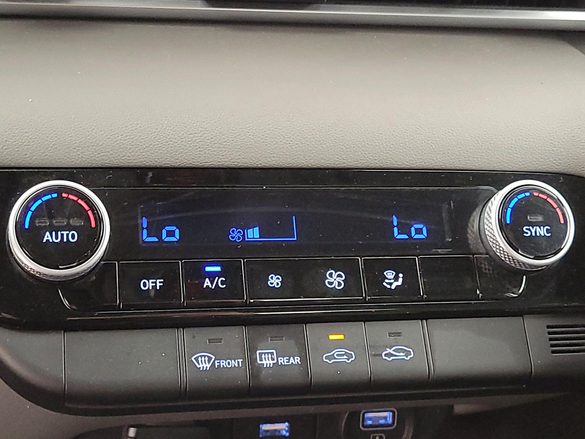 Thumbnail: 2023 Hyundai Elantra - 16