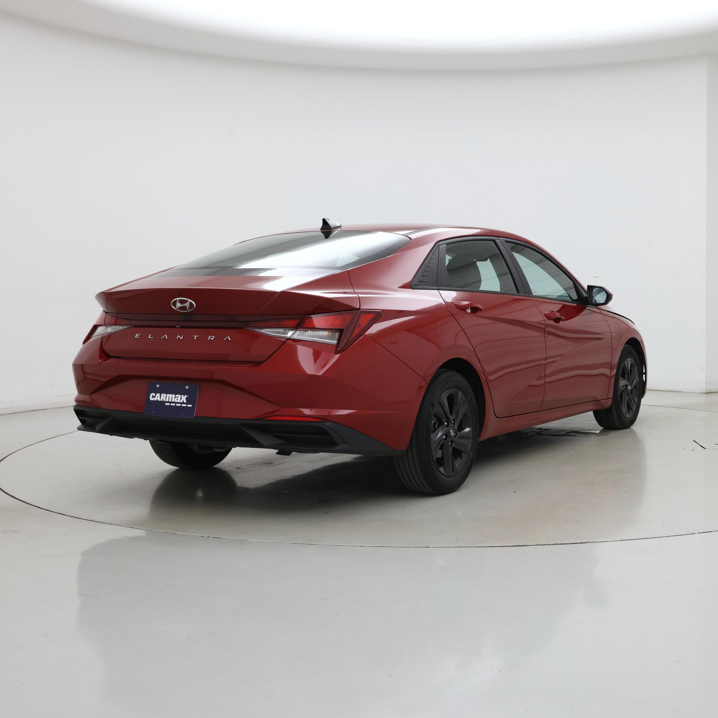 Thumbnail: 2023 Hyundai Elantra - 8
