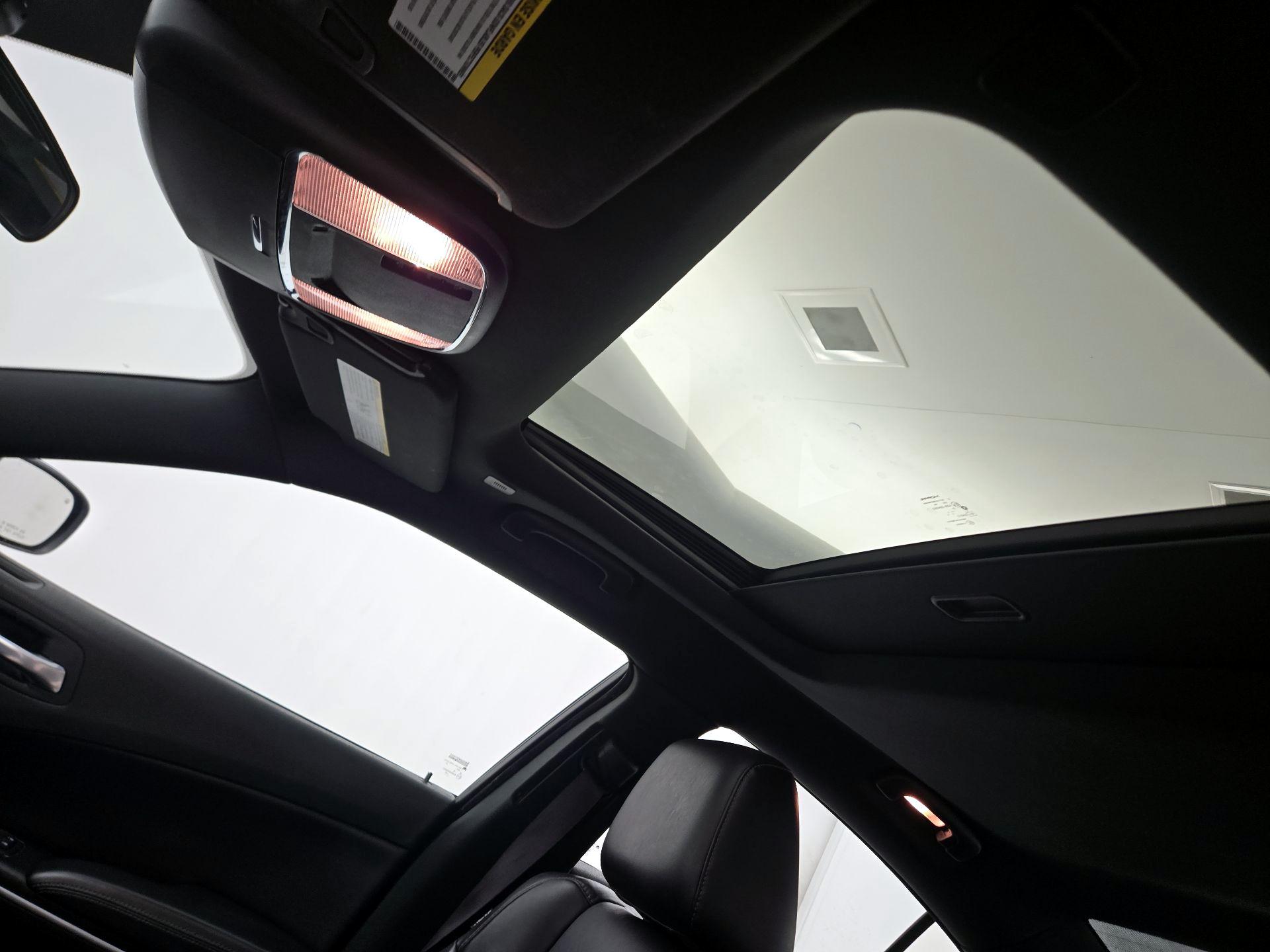 Thumbnail: 2022 Dodge Charger - 19