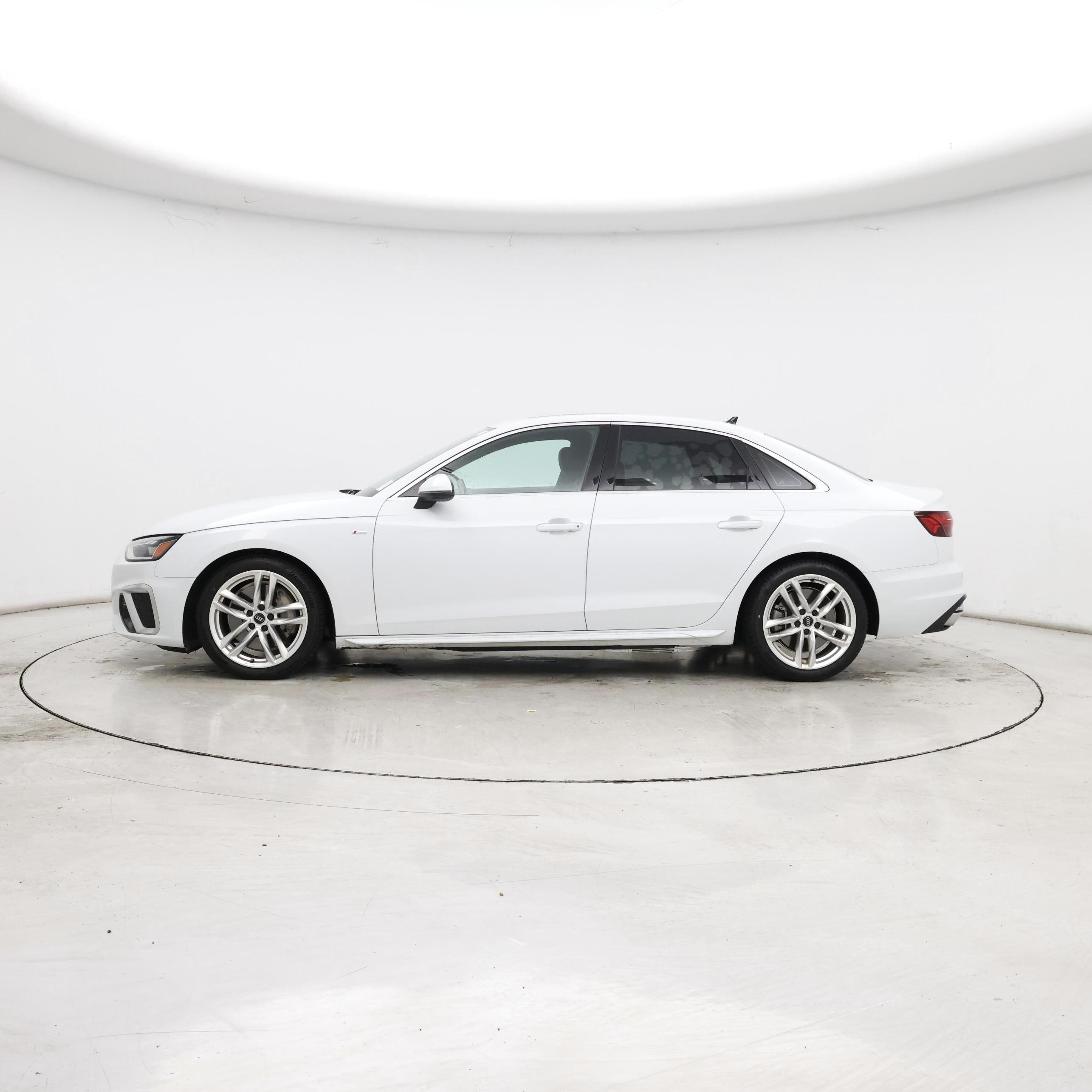 Thumbnail: 2022 Audi A4 - 3