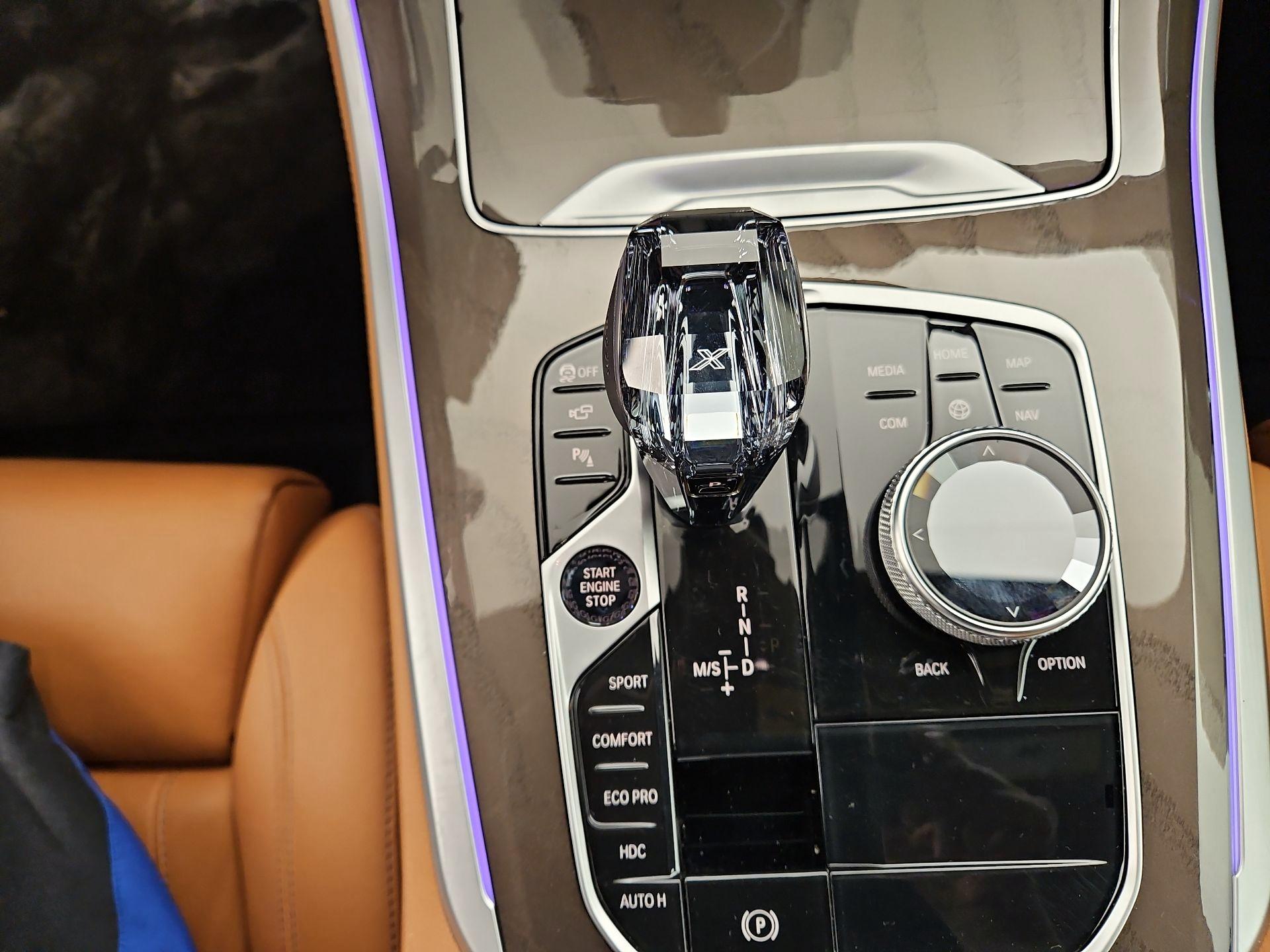 Thumbnail: 2022 BMW X5 - 18