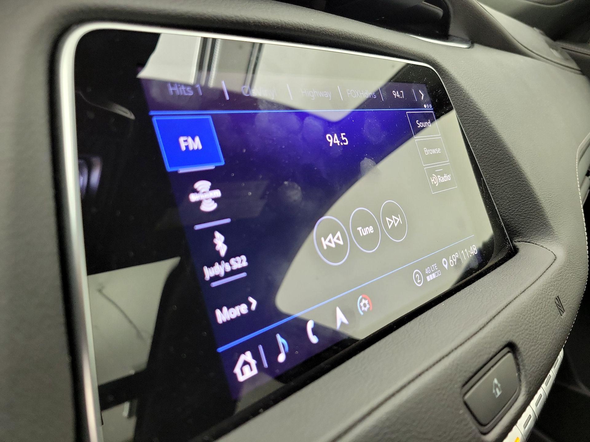 Thumbnail: 2020 Cadillac XT4 - 16