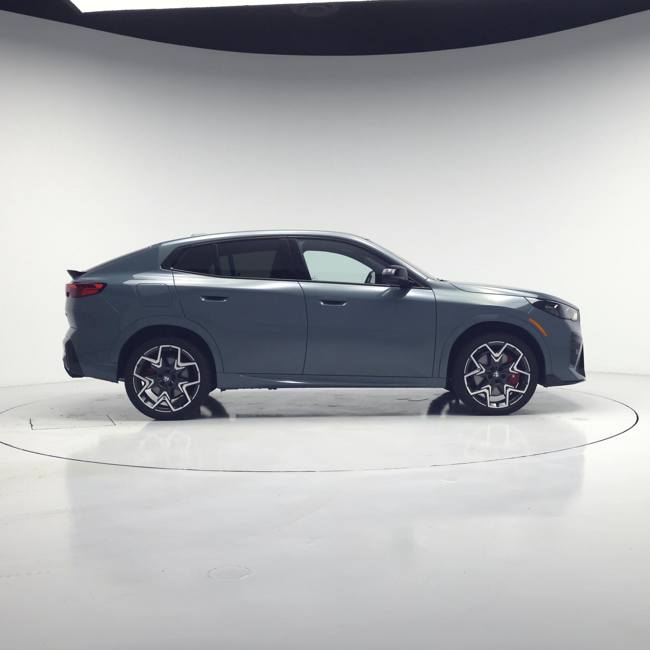 Thumbnail: 2025 BMW X2 - 7
