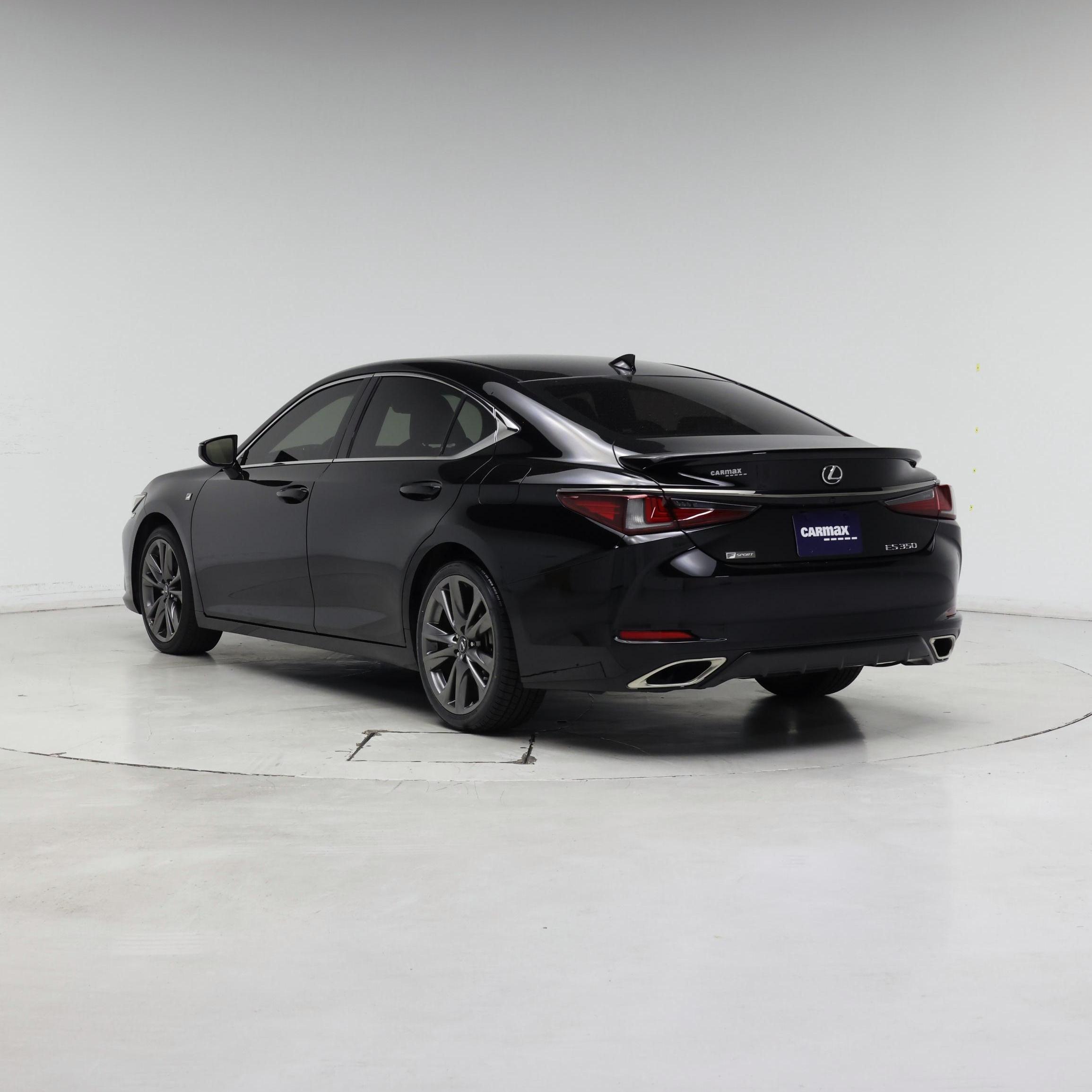 Thumbnail: 2021 Lexus ES - 2