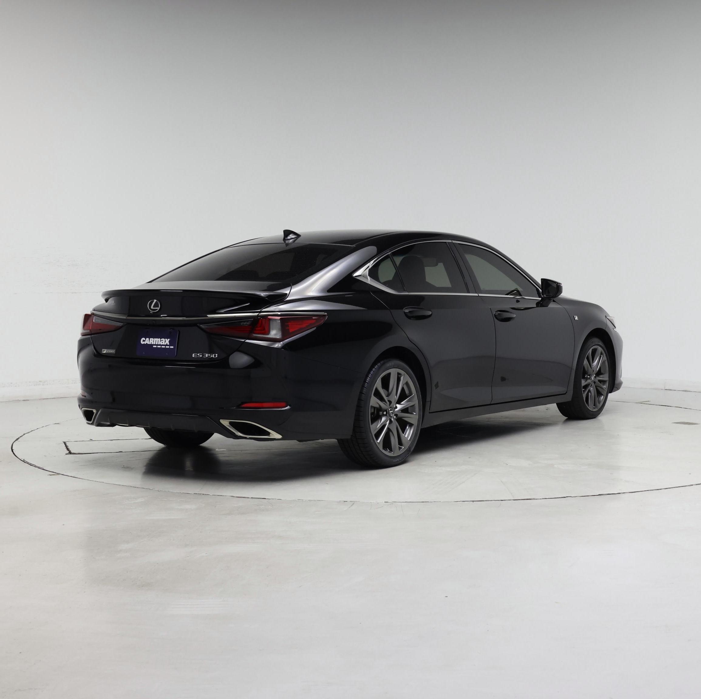 Thumbnail: 2021 Lexus ES - 8