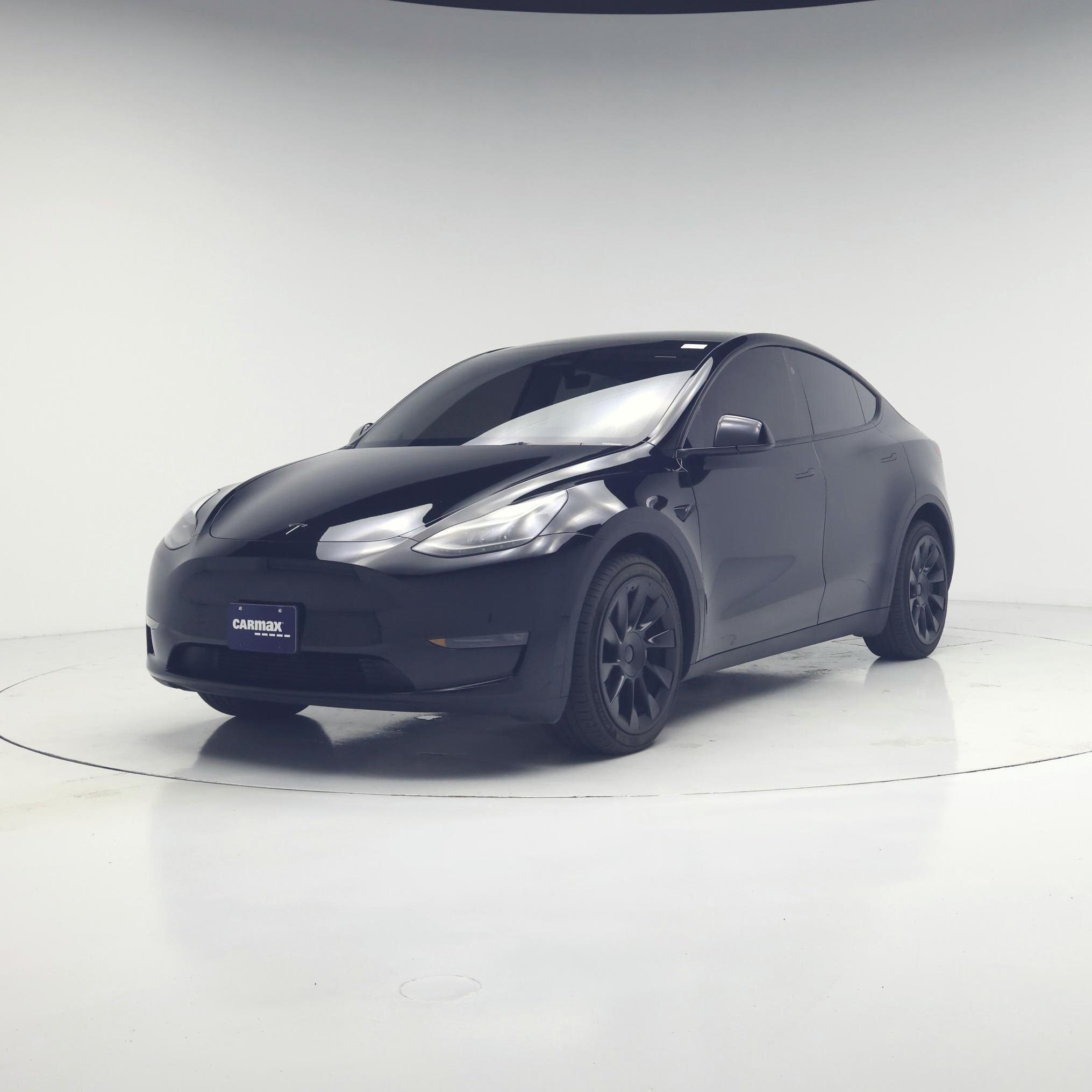 Thumbnail: 2023 Tesla Model Y - 4
