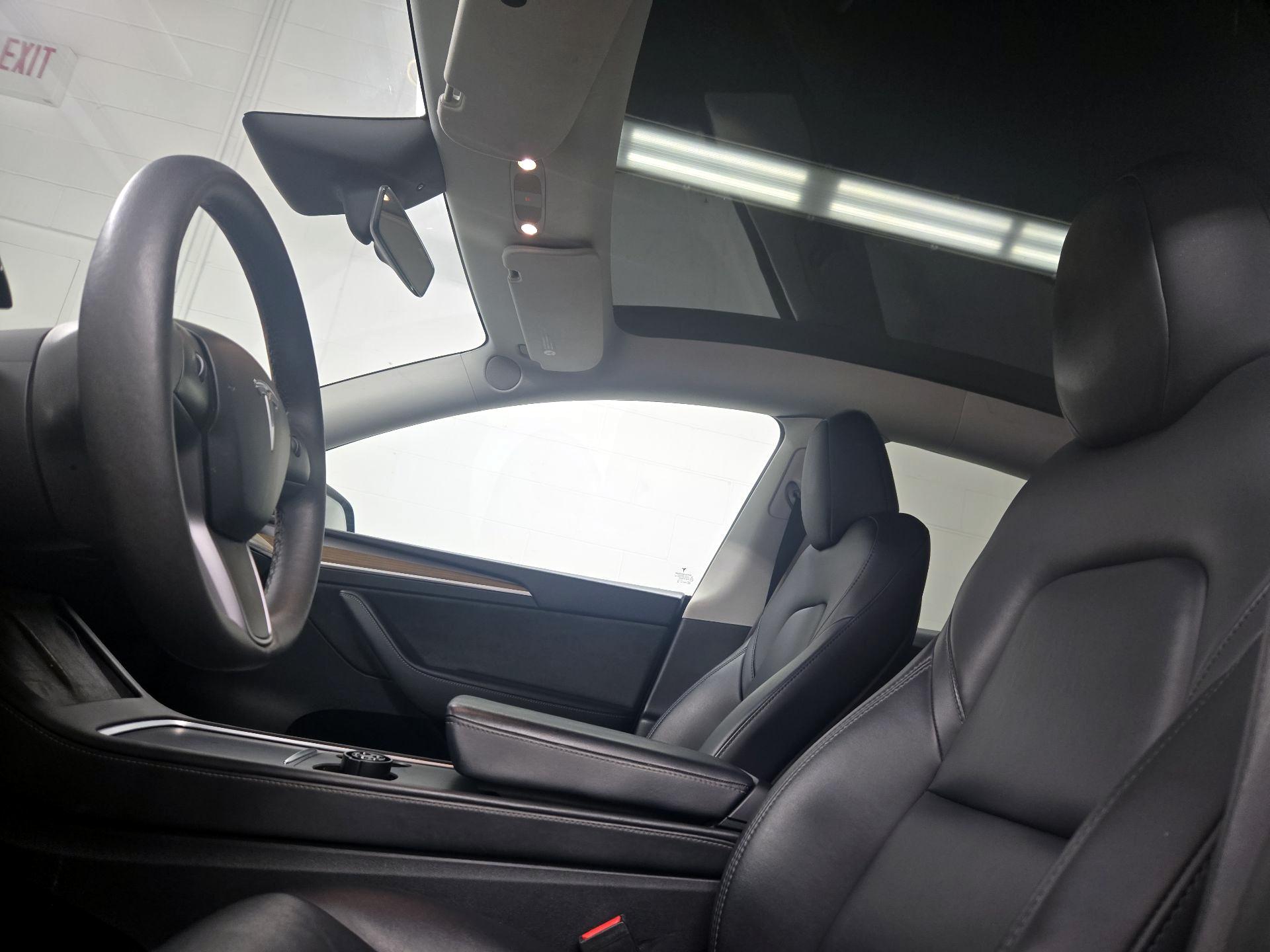 Thumbnail: 2023 Tesla Model Y - 18