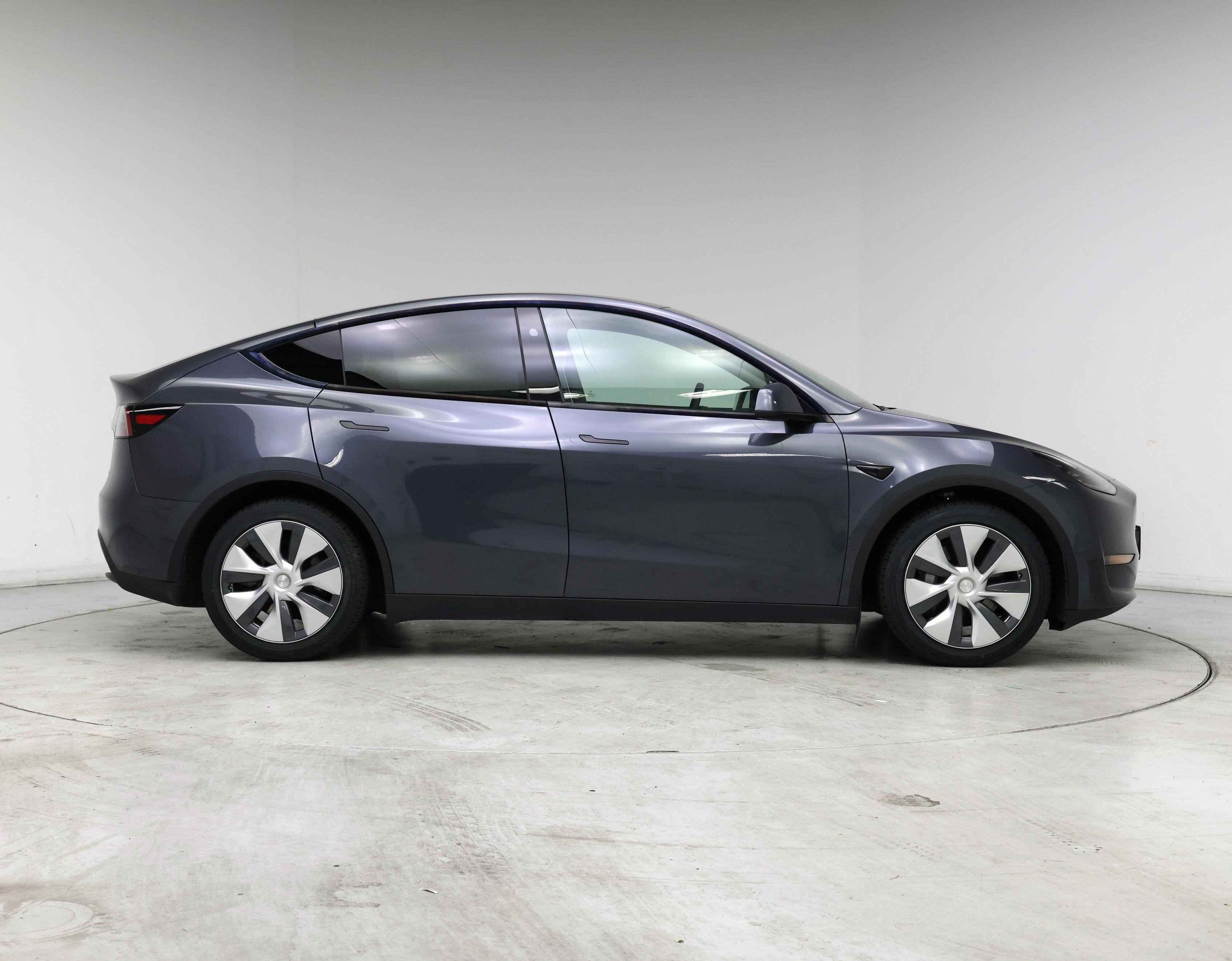 Thumbnail: 2023 Tesla Model Y - 7
