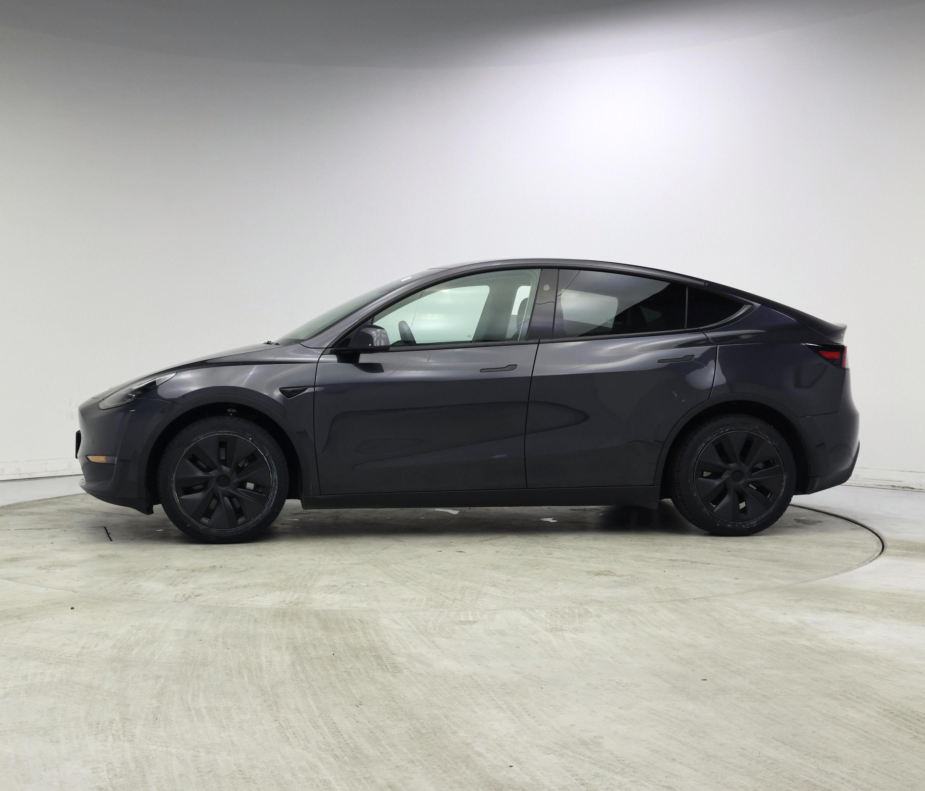 Thumbnail: 2024 Tesla Model Y - 3