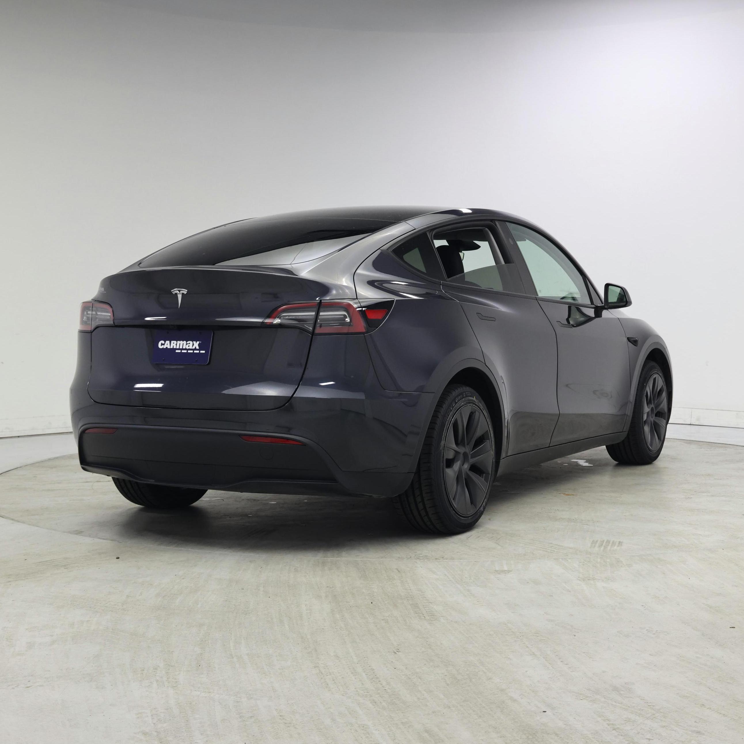 Thumbnail: 2024 Tesla Model Y - 8