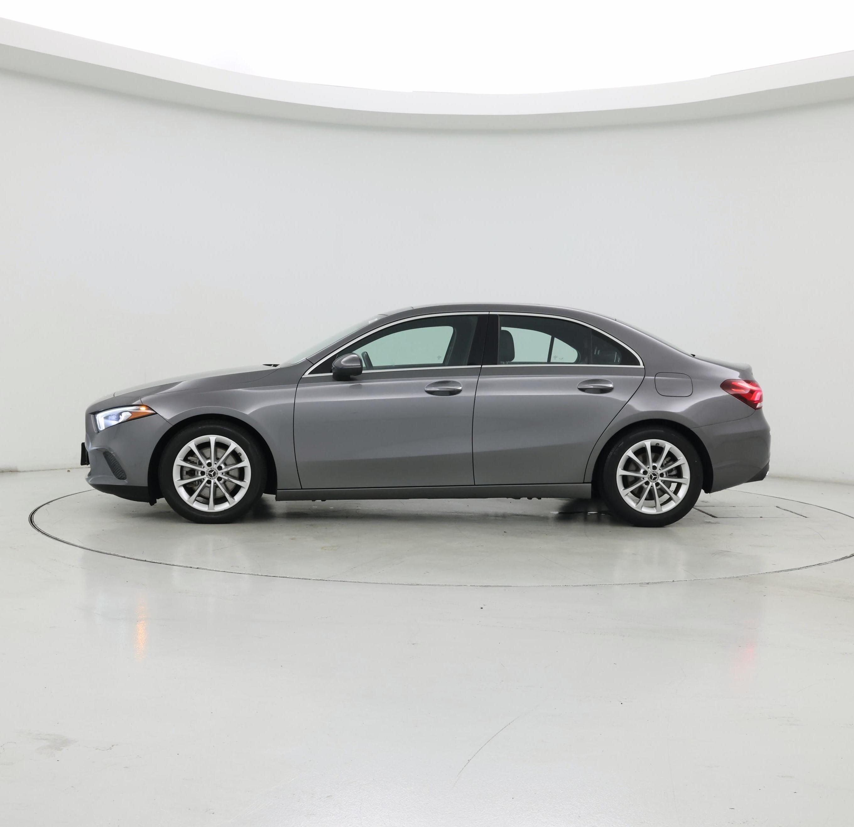 Thumbnail: 2021 Mercedes-Benz A-Class - 3